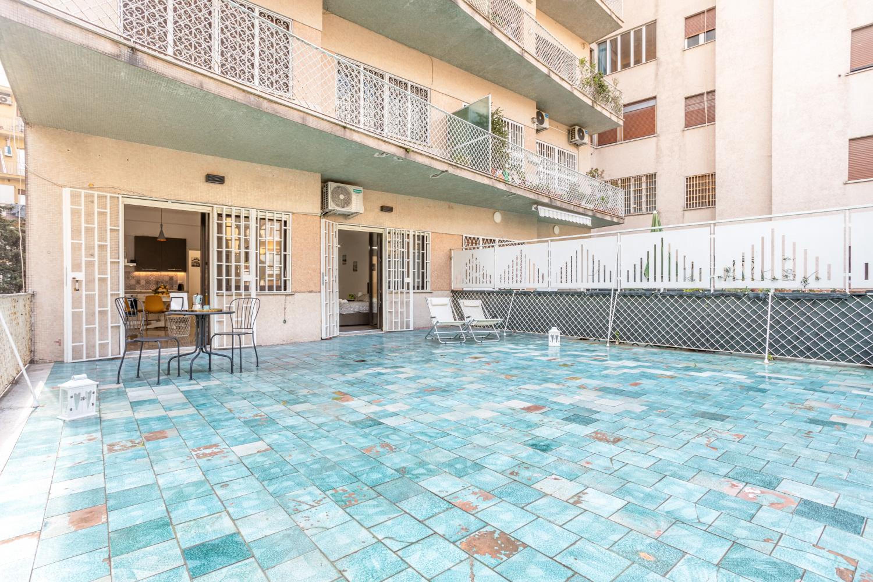 GuestHost - Vomero Deluxe Apartments
