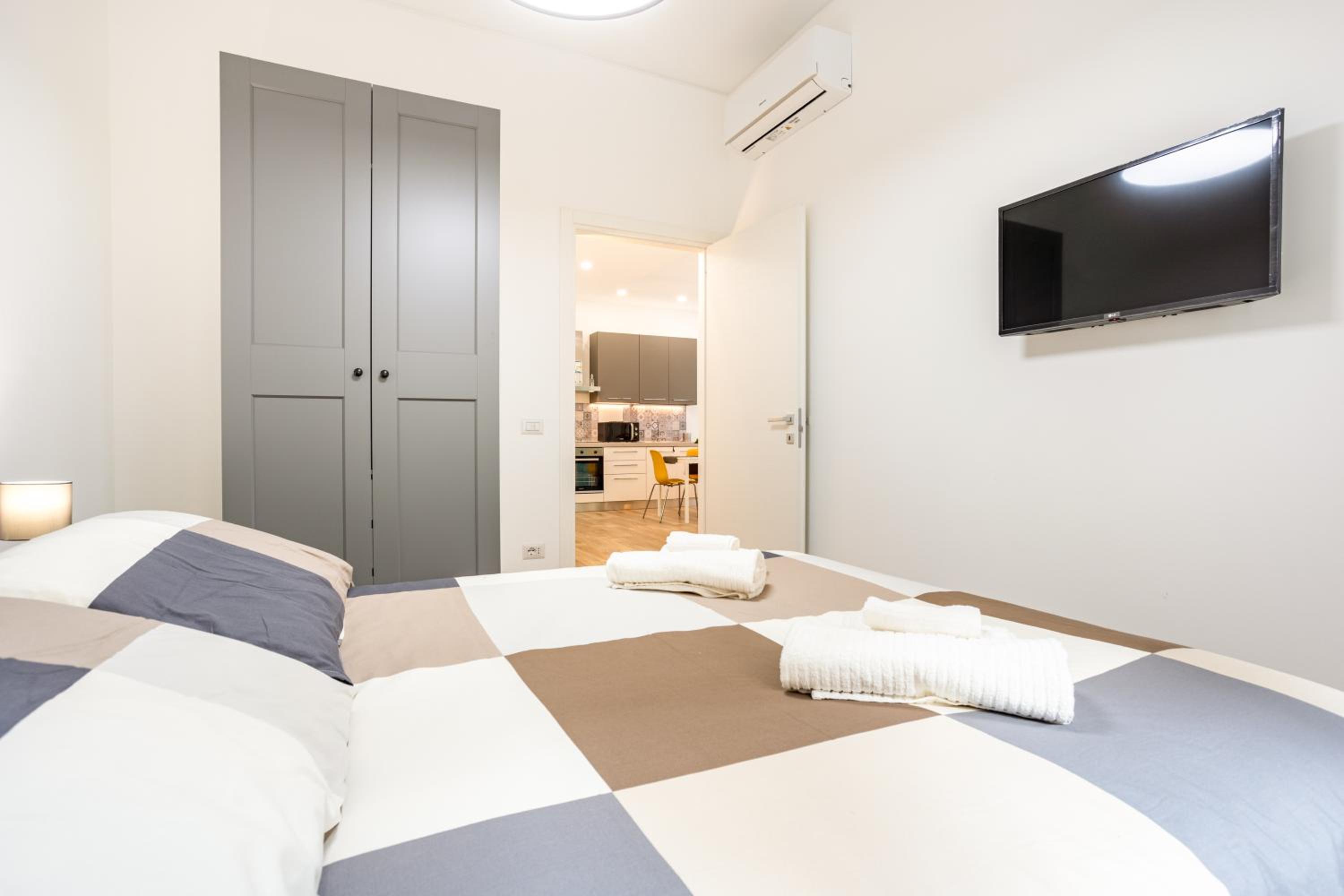 GuestHost - Vomero Deluxe Apartments