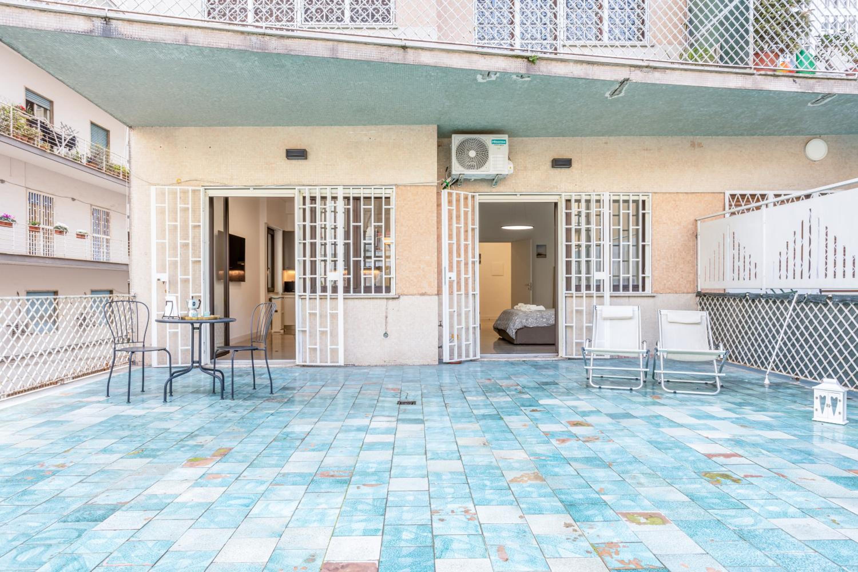 GuestHost - Vomero Deluxe Apartments