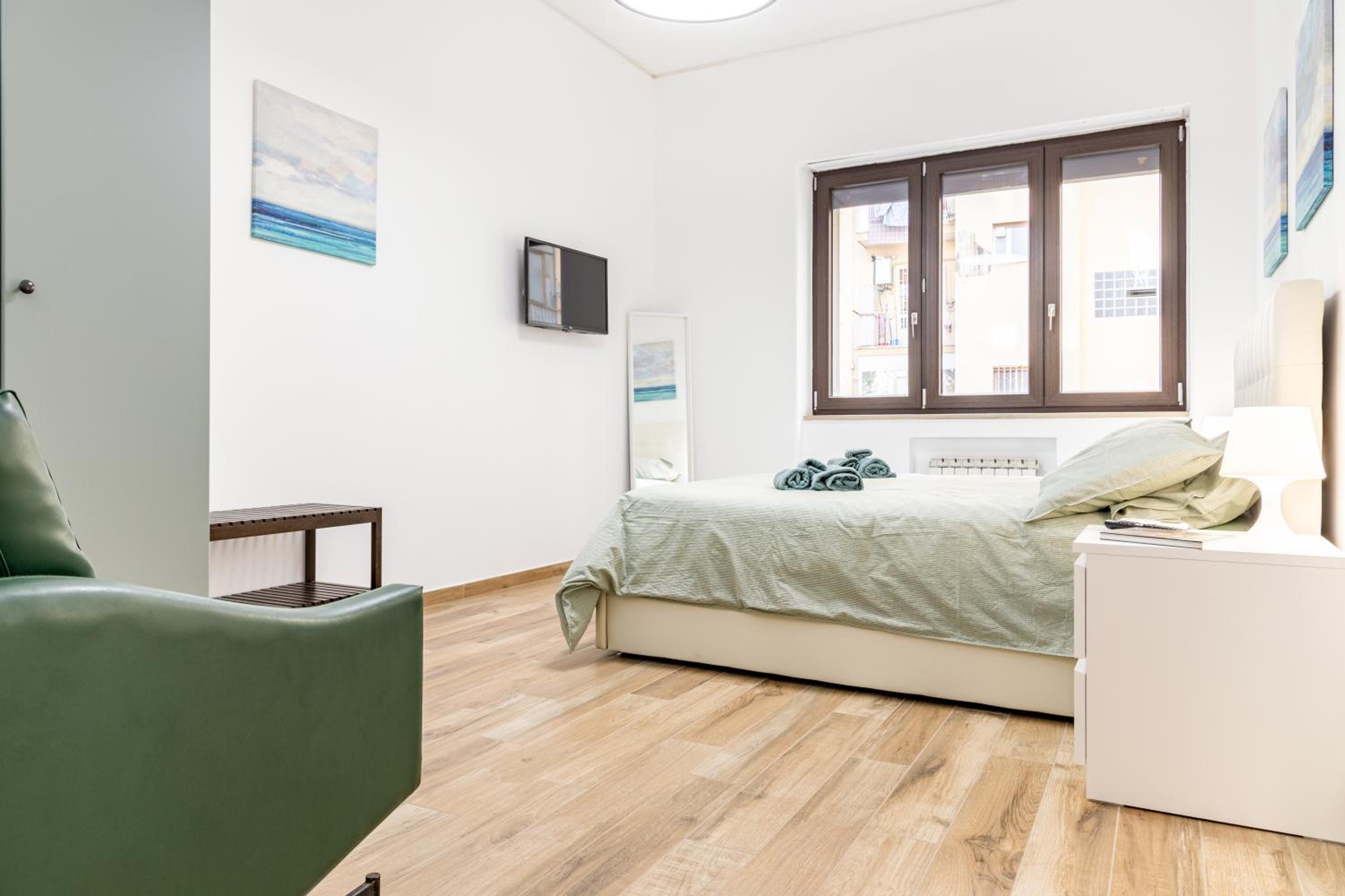 GuestHost - Vomero Deluxe Apartments