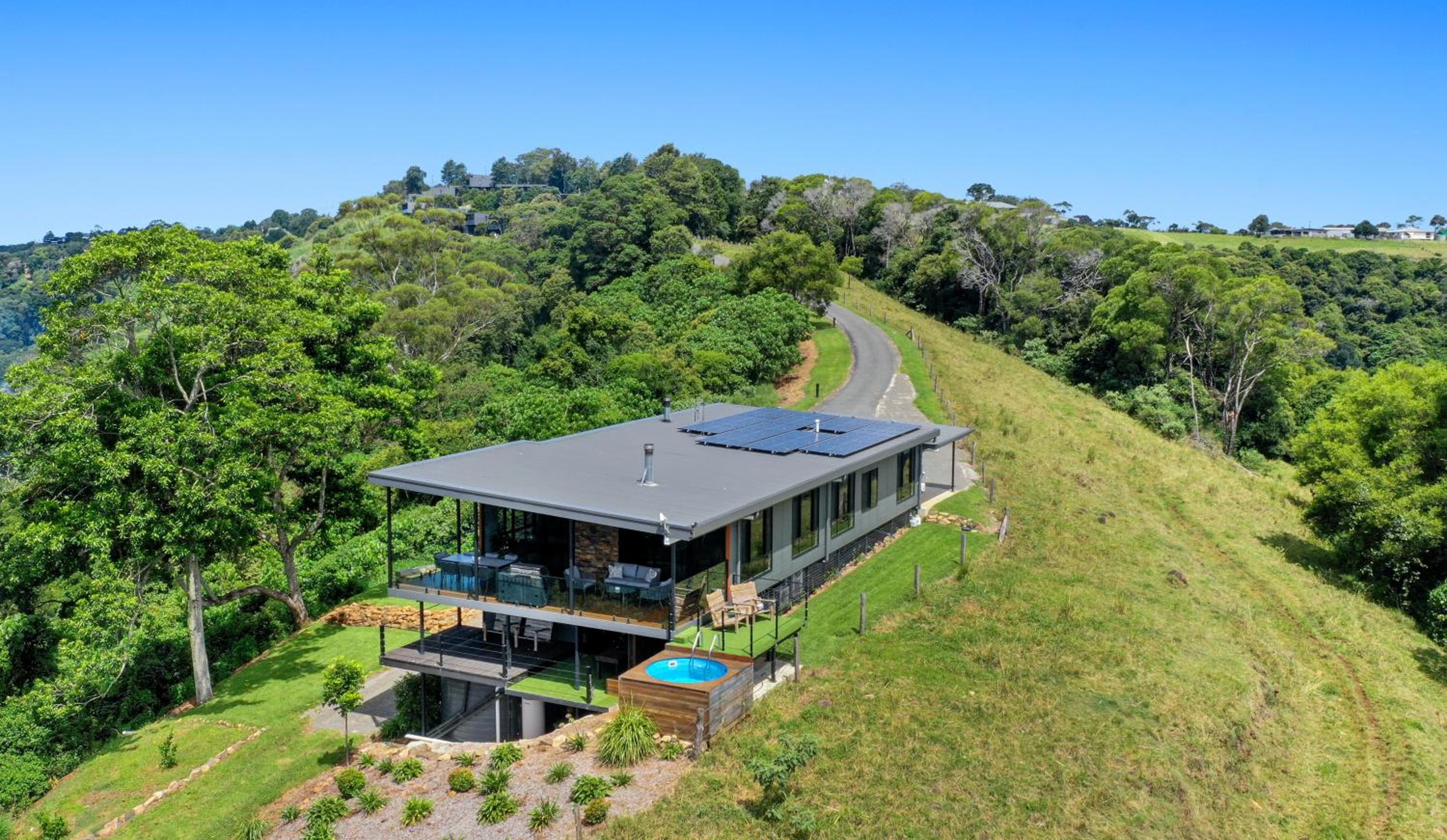 The Ridge at Maleny 3 Bedroom Executive Residence