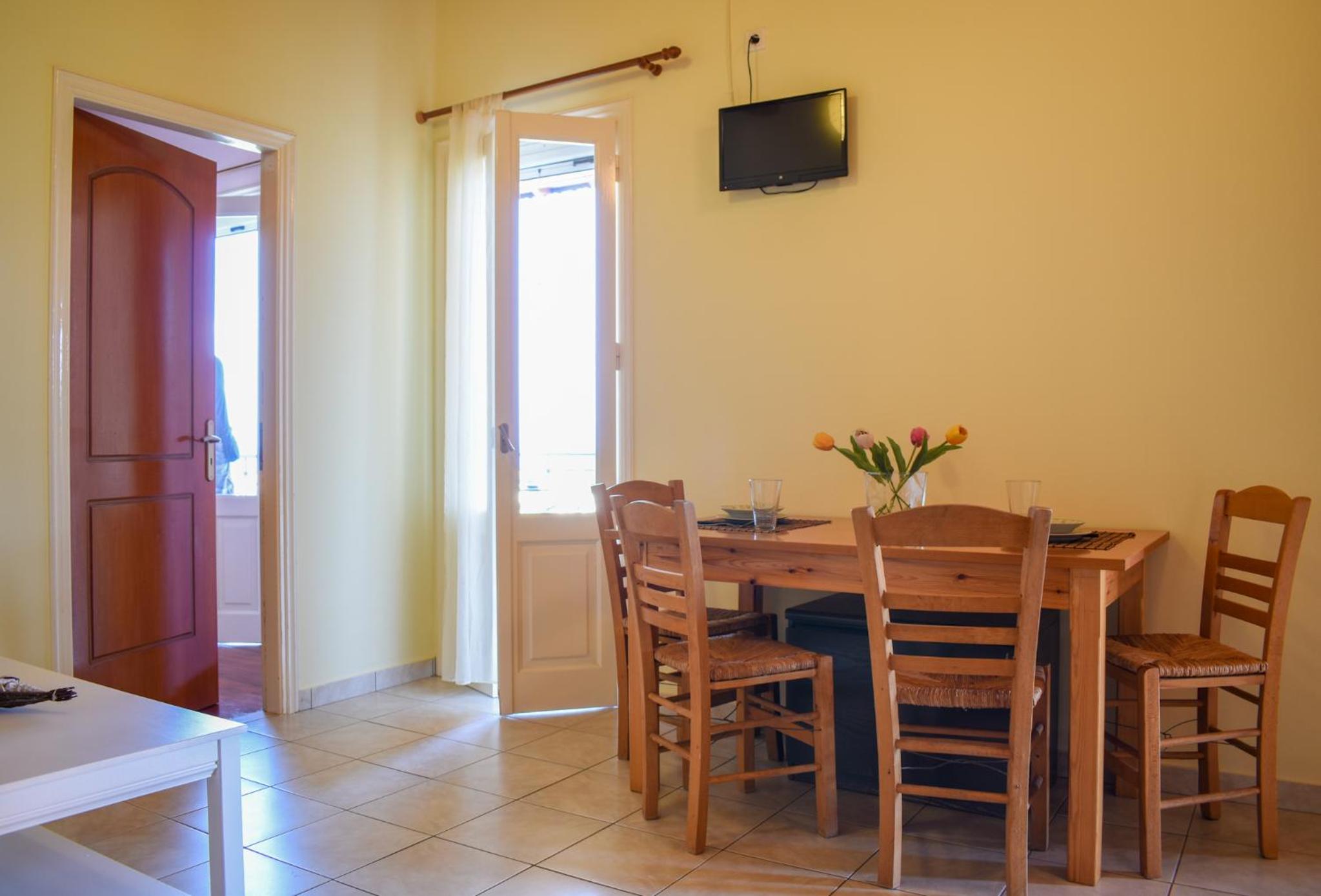 Asini Vacations - Venetian Seaside Panorama - Asini Sunset Retreats - Property Image 6