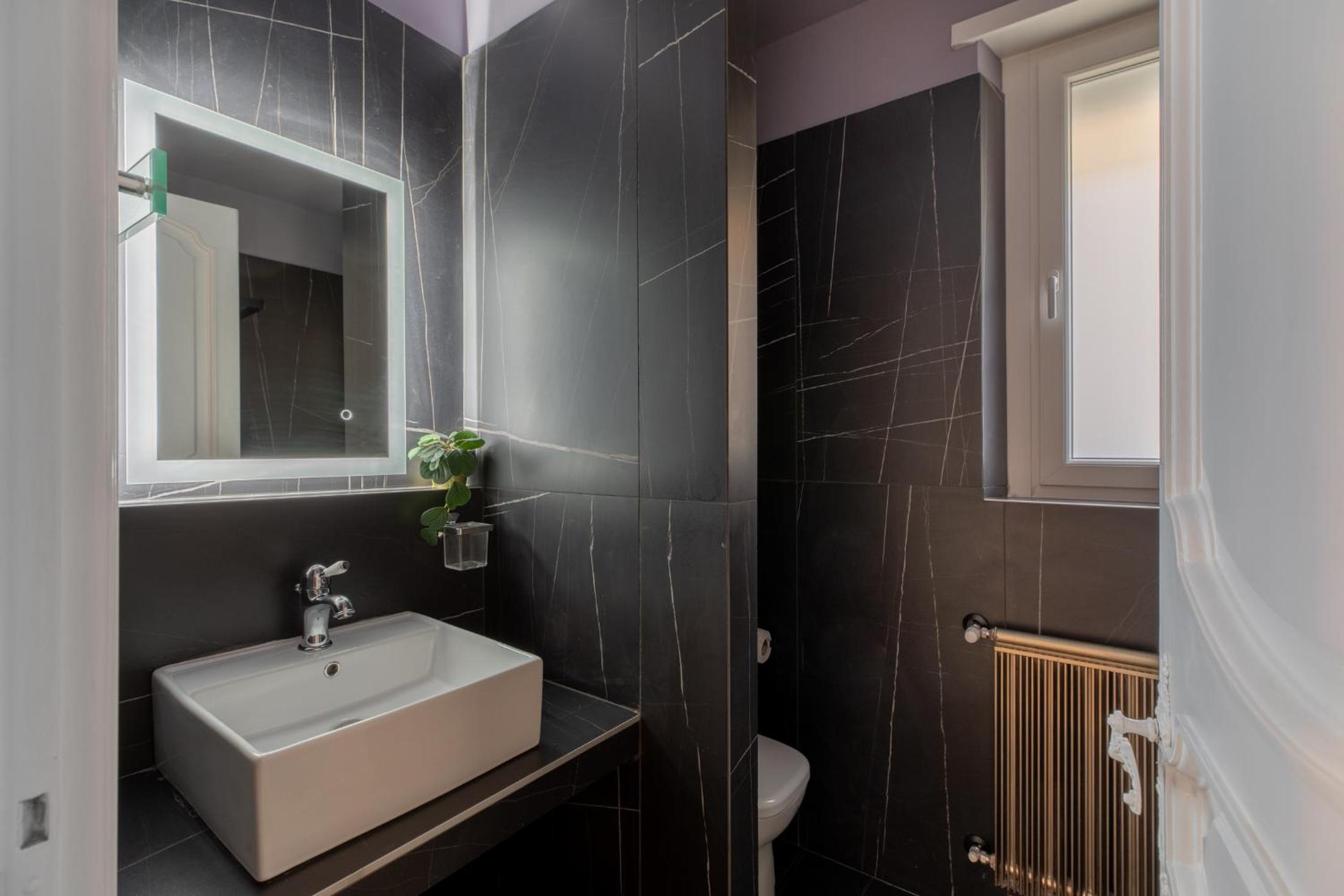 iFlat Corso Deluxe Apartment