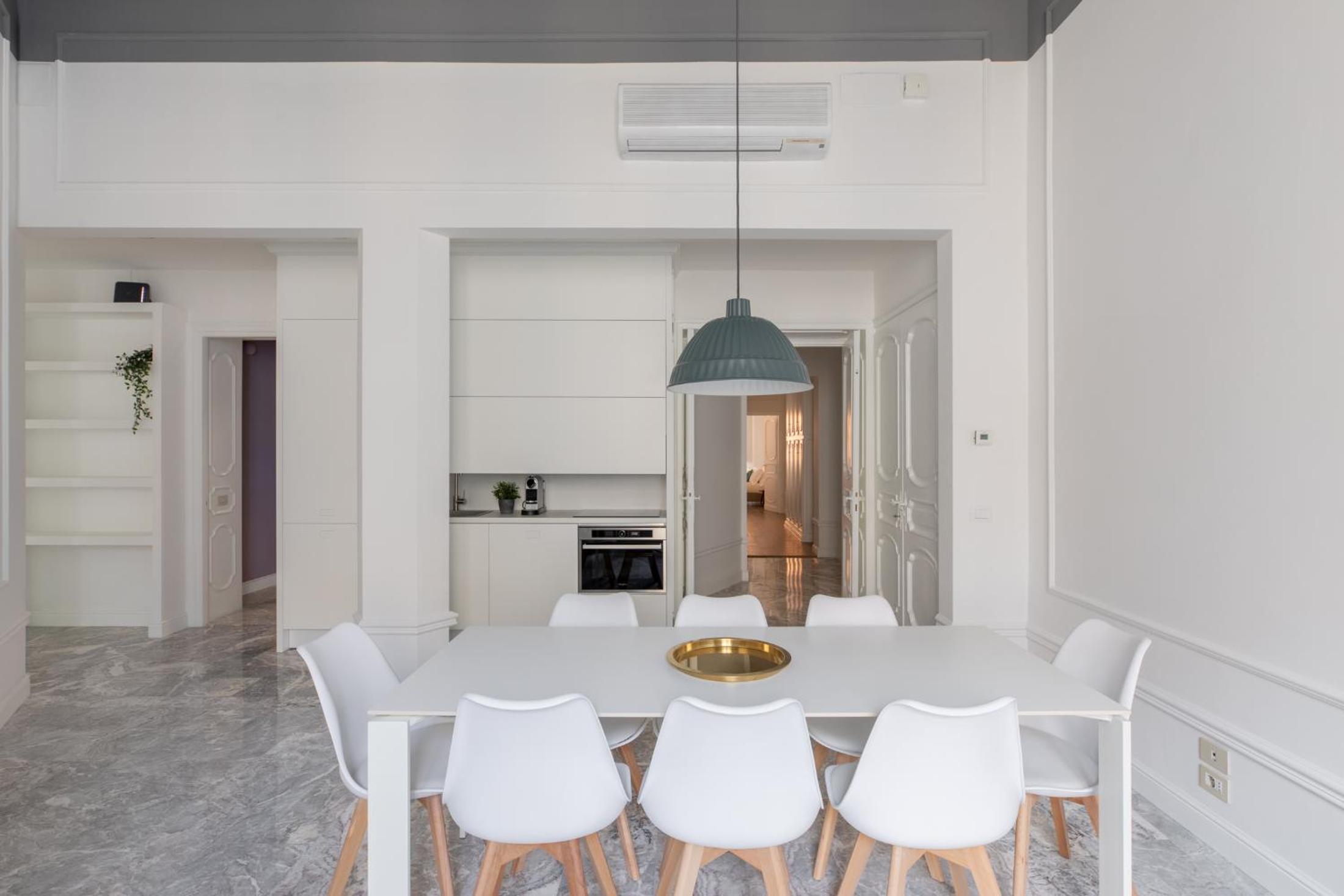 iFlat Corso Deluxe Apartment