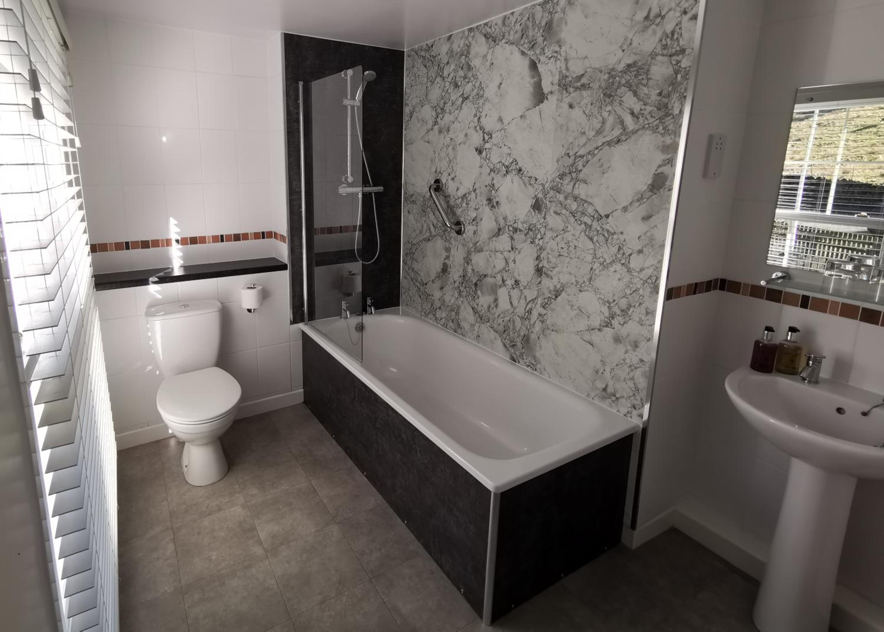 The Langstrath Country Inn 8