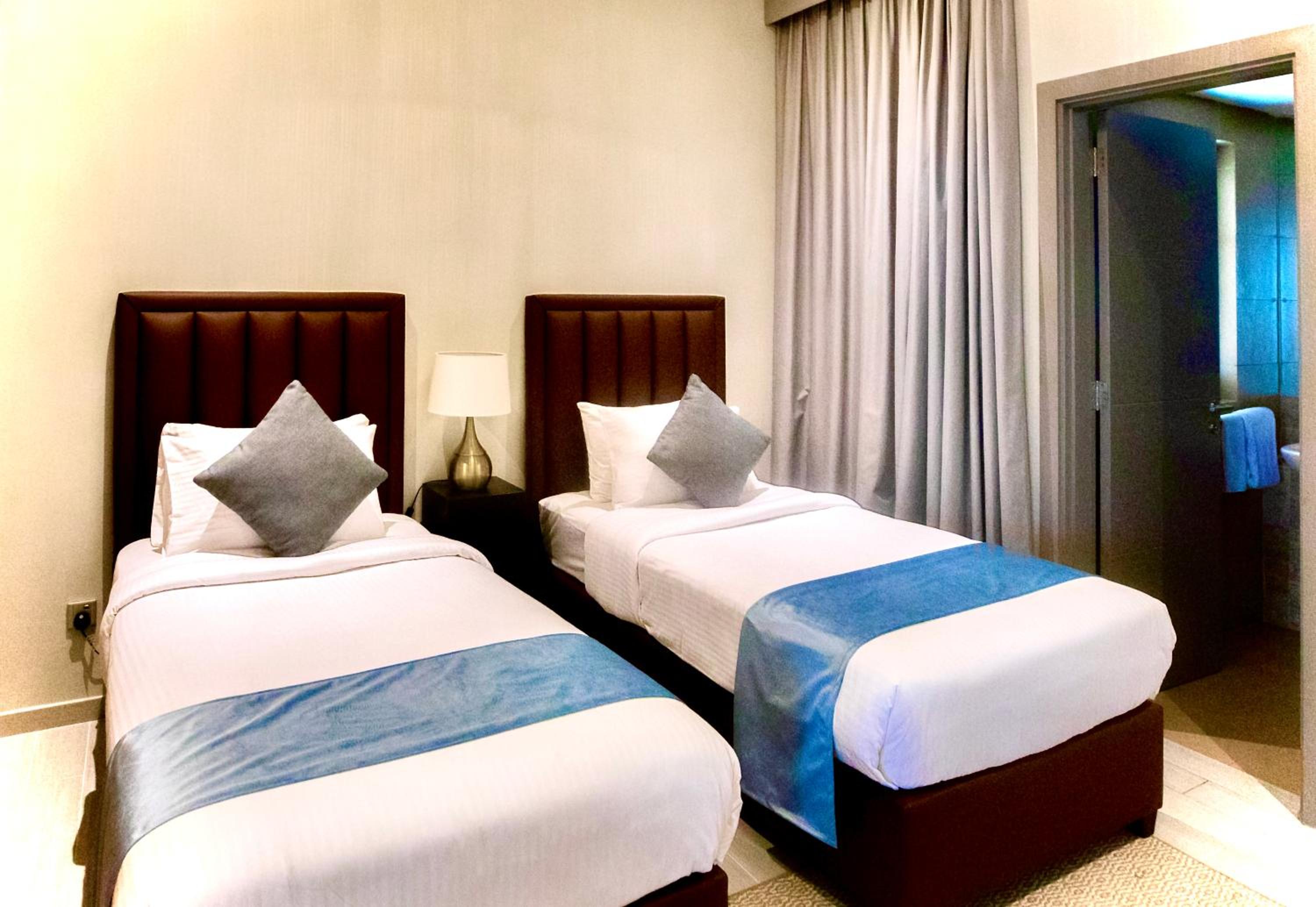 Dragon Beach Hotel