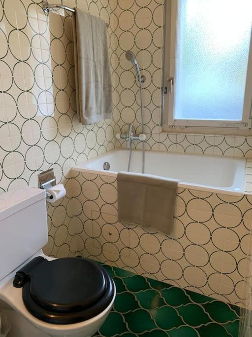 Cosy apartment in a gorgeous area view 5