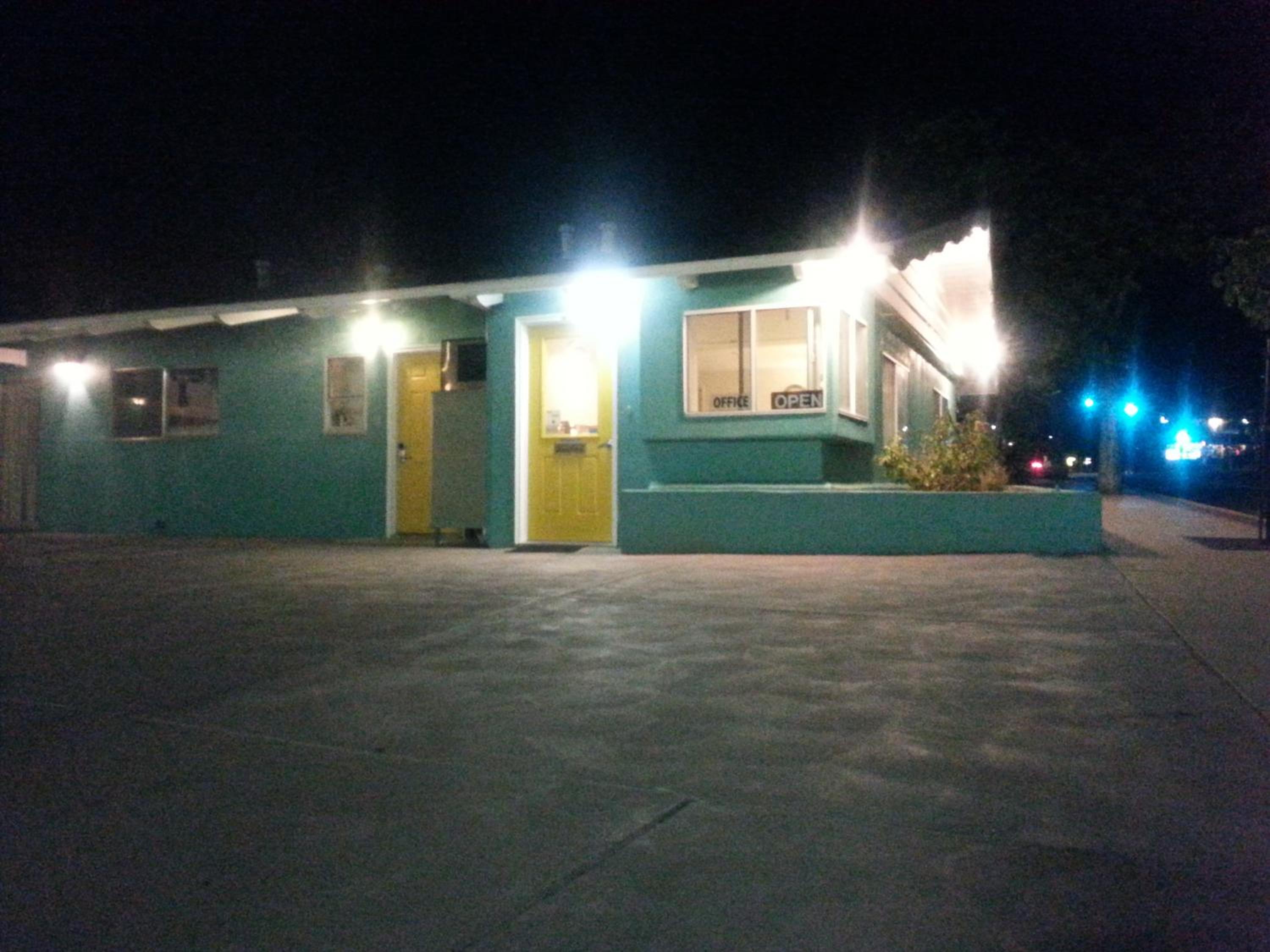 Photo 8
