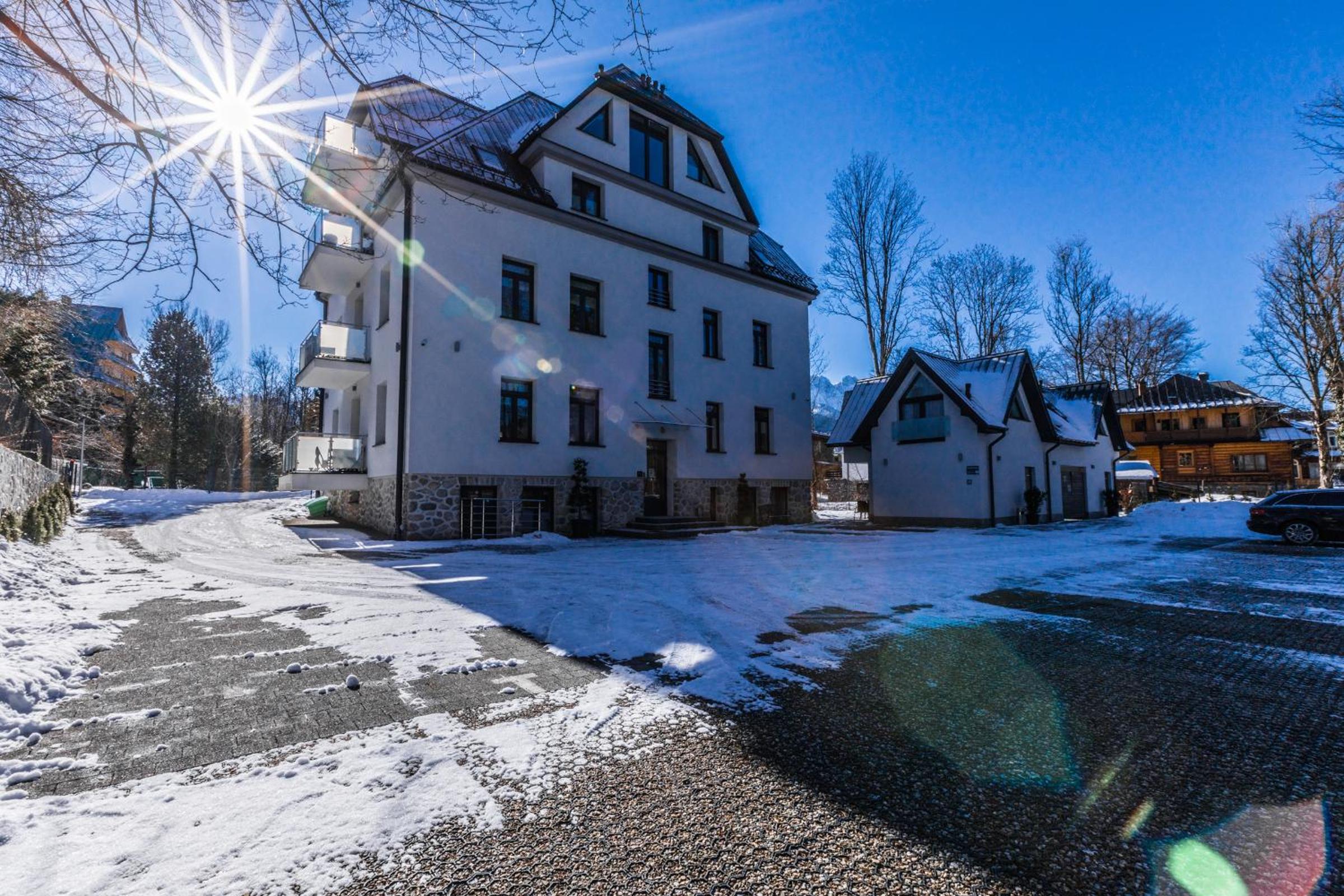 ApartHost Jagiellońska Residence view 2
