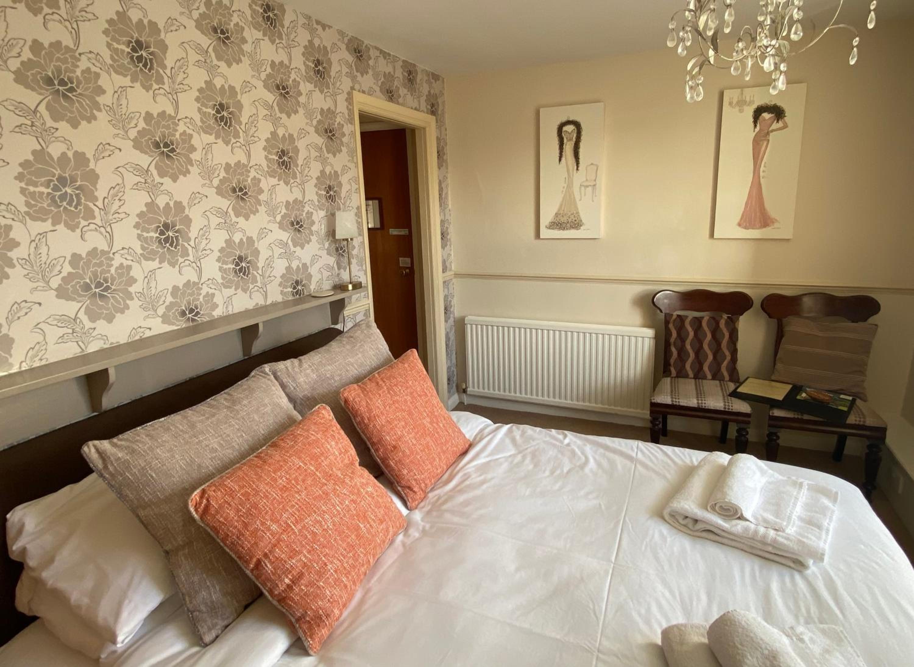 Plumpton Court