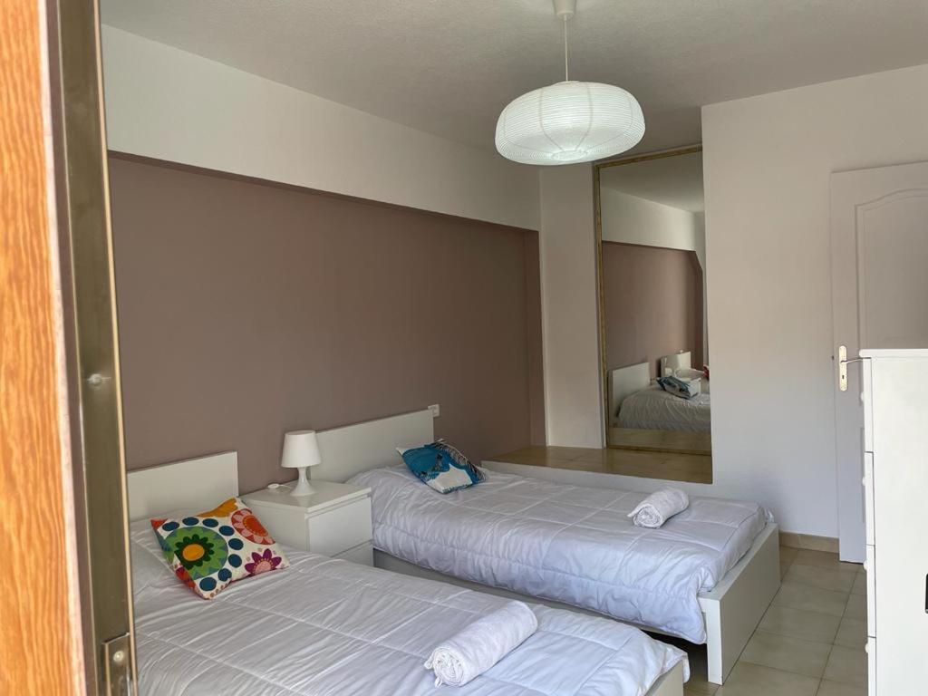 Duplex Las Americas en Playa de las Americas — hotel room