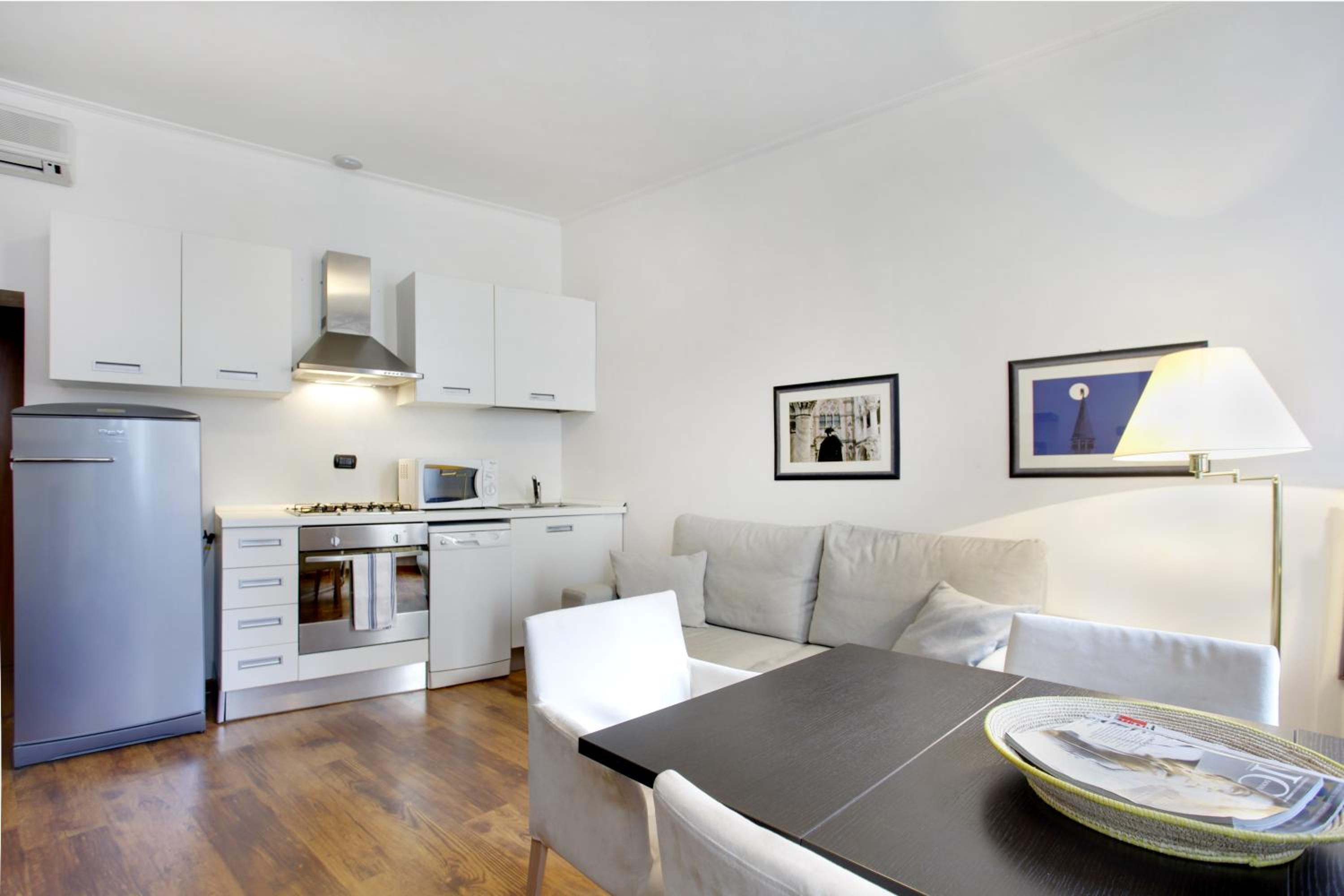 Bricola Biennale Apartments