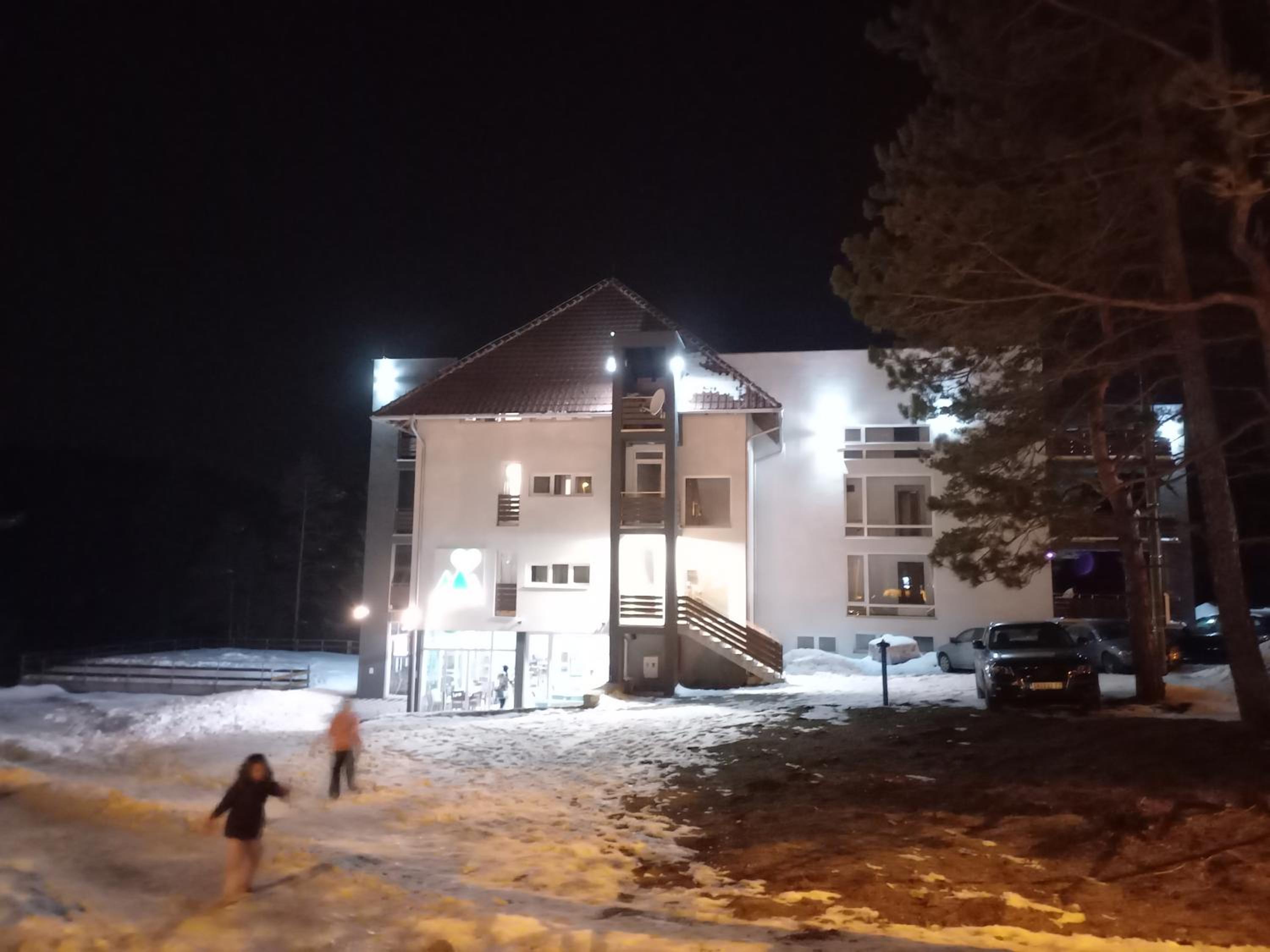 Photo 28