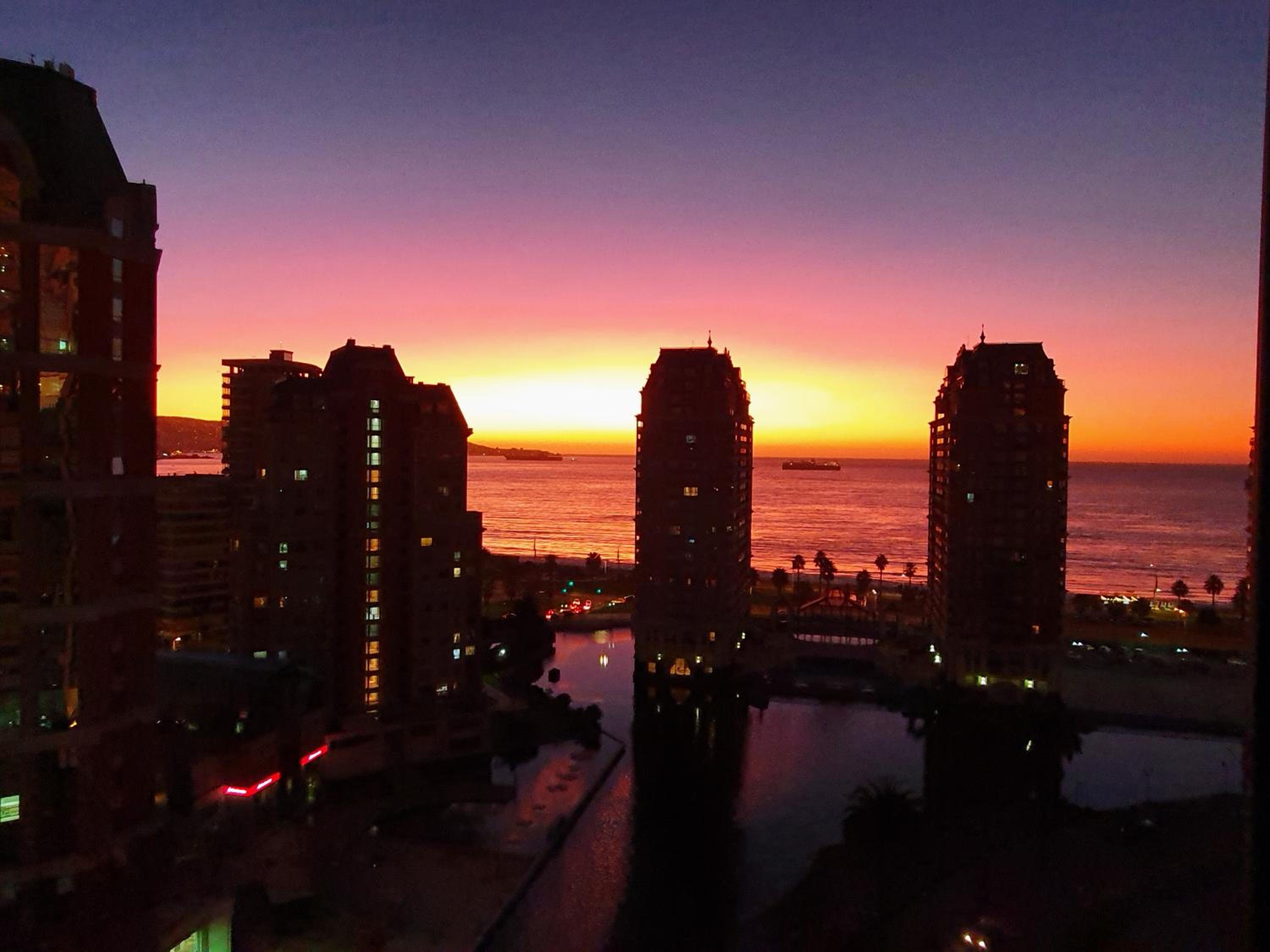 Apartamento Deluxe Edificio Torremar, frente al Mall Marina Arauco view 4
