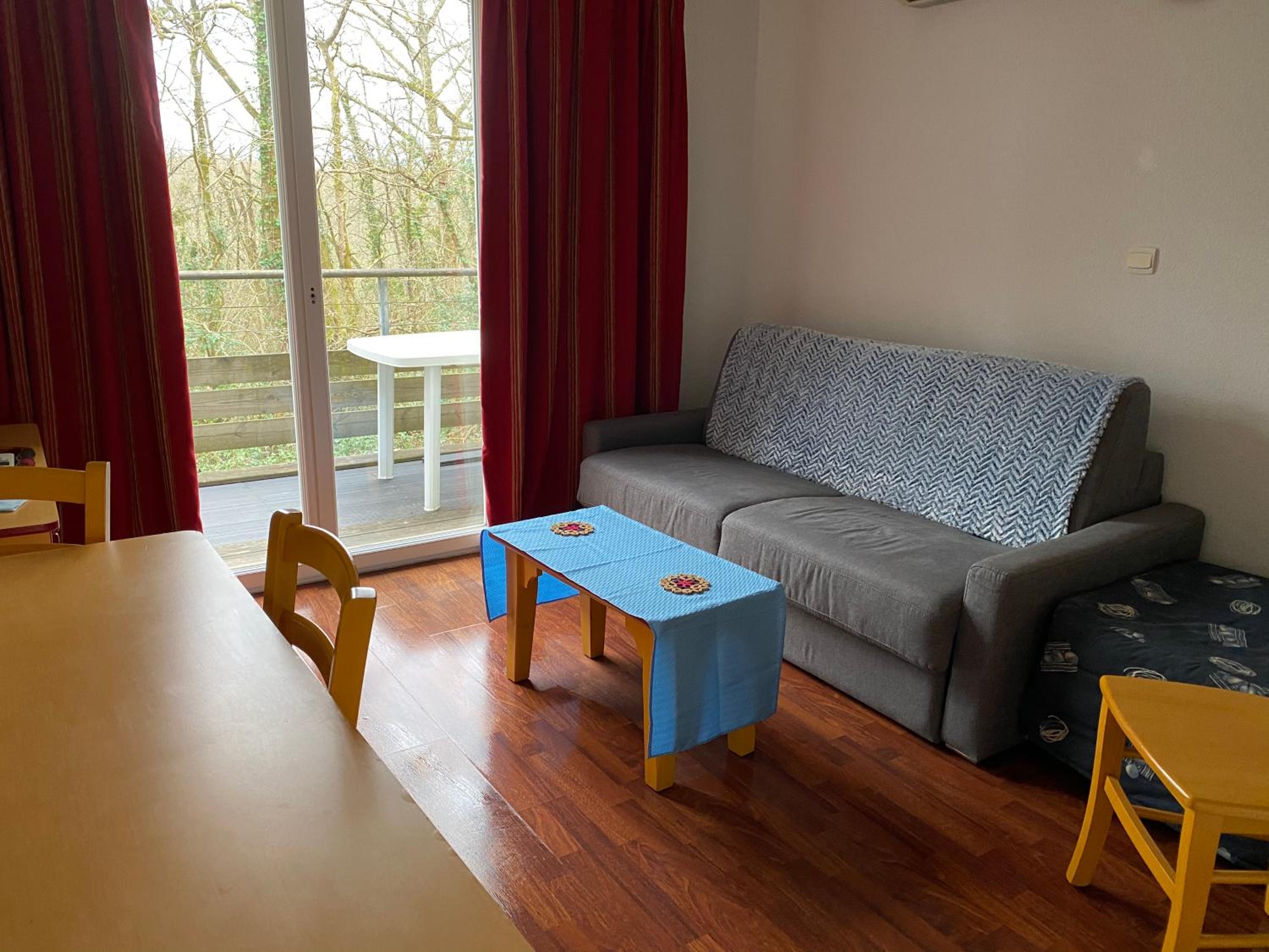 Appartement rénové pour 4 à 5 personnes à Cassen