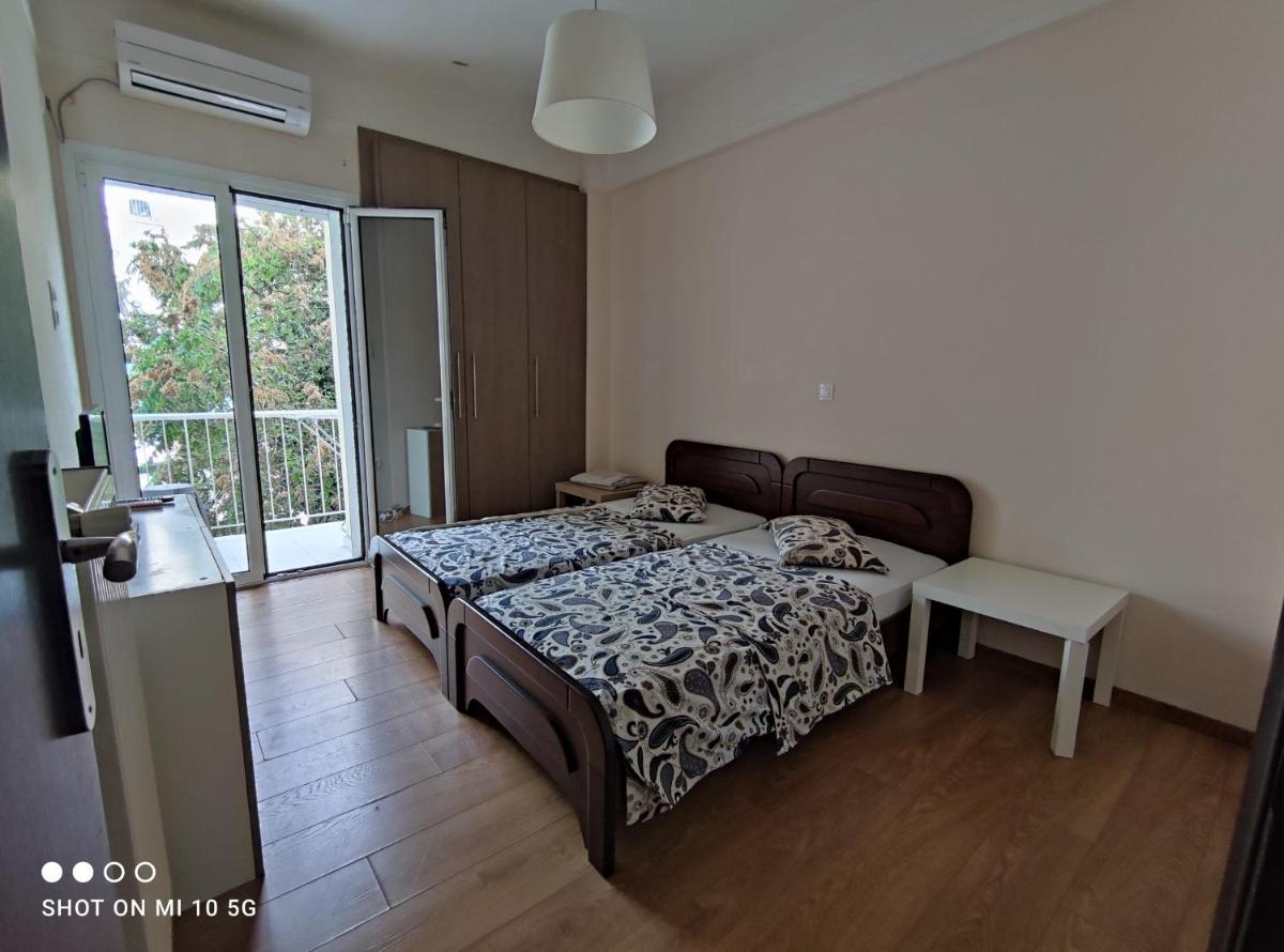 One bedroom on Lemesou 6 in Athens photo 4
