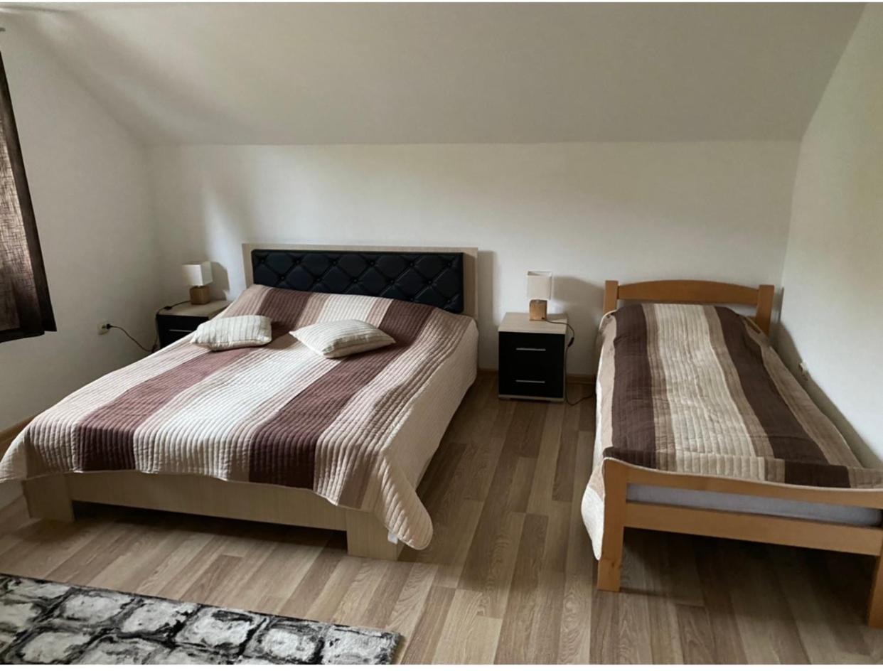 Amar Apartmani, Jajce