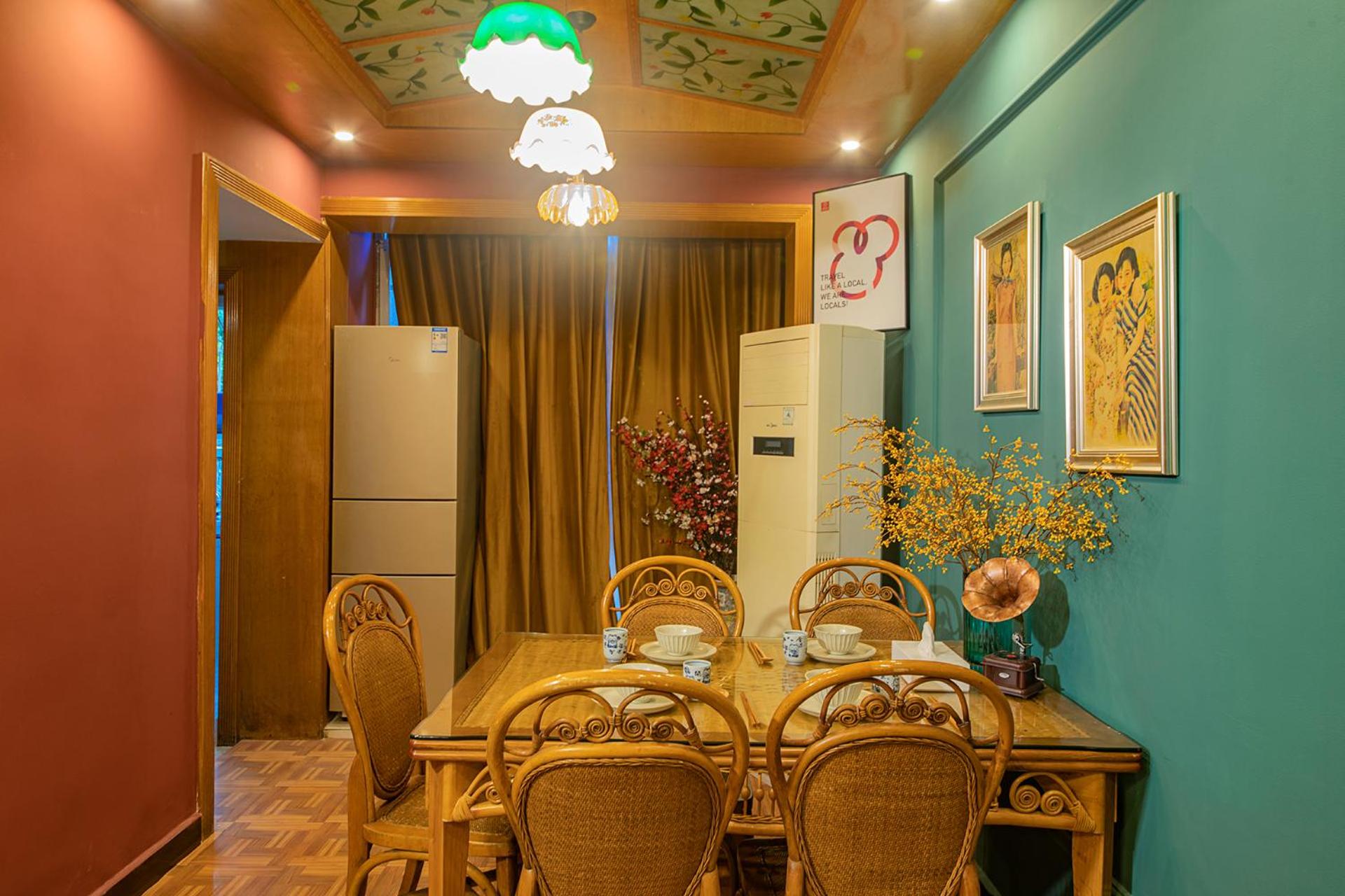Locals Apartment House 08