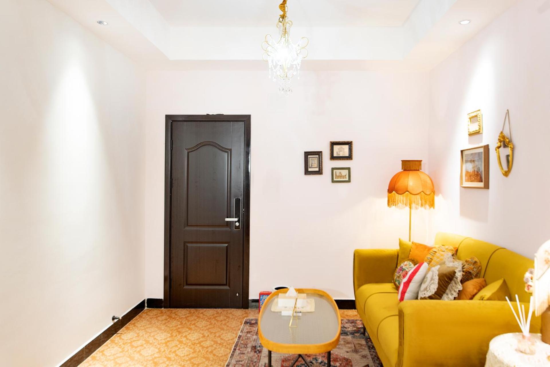 Locals Apartment Place 37