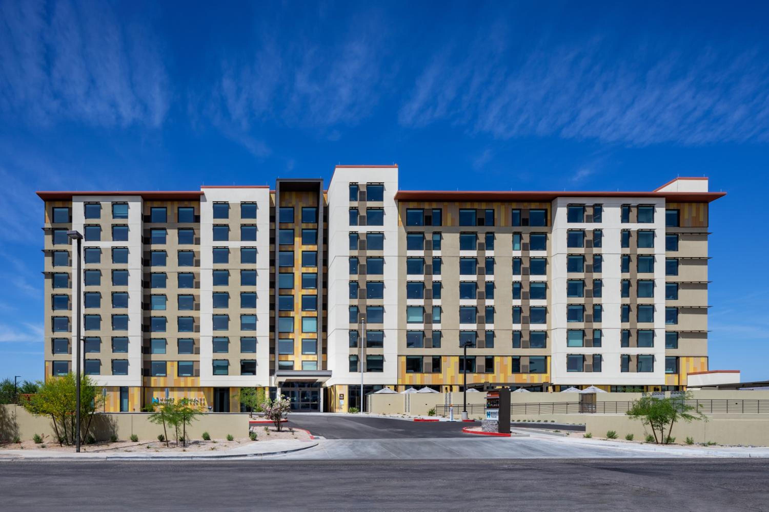 Hotel Hyatt House North Scottsdale - Image 1