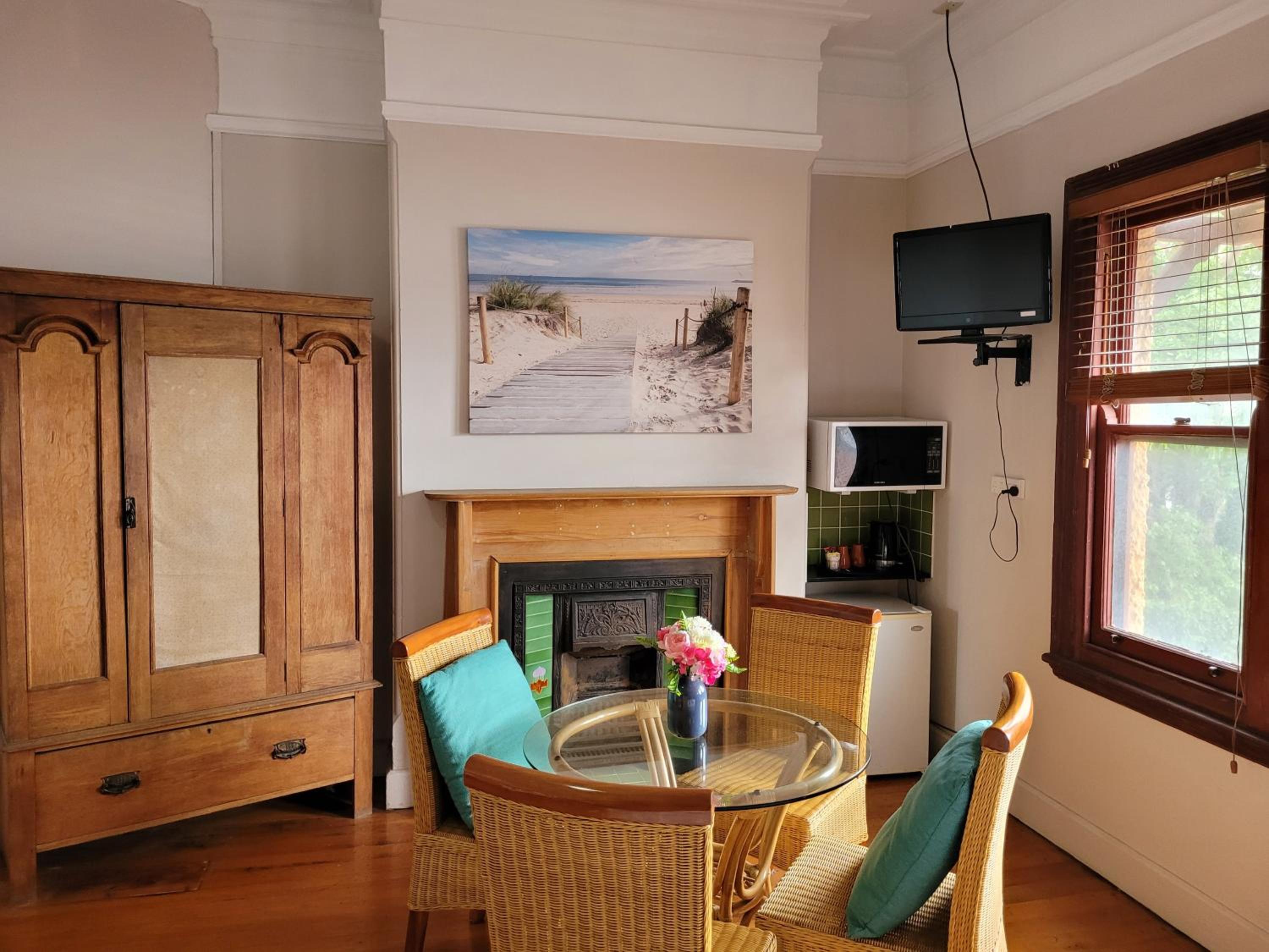 Burwood Bed and Breakfast