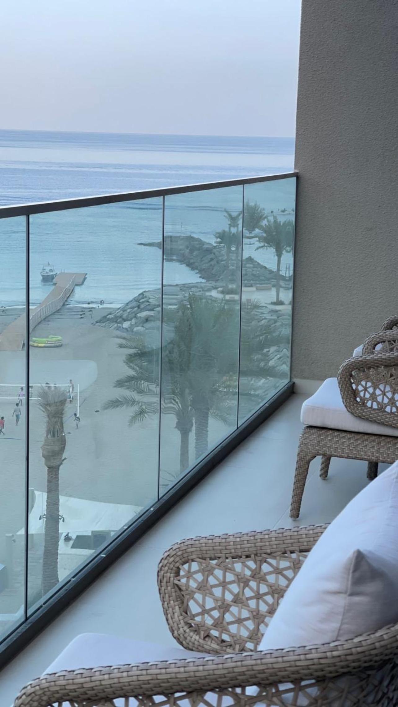 luxury sea view Address Hotel apartment Fujairah - Image 2