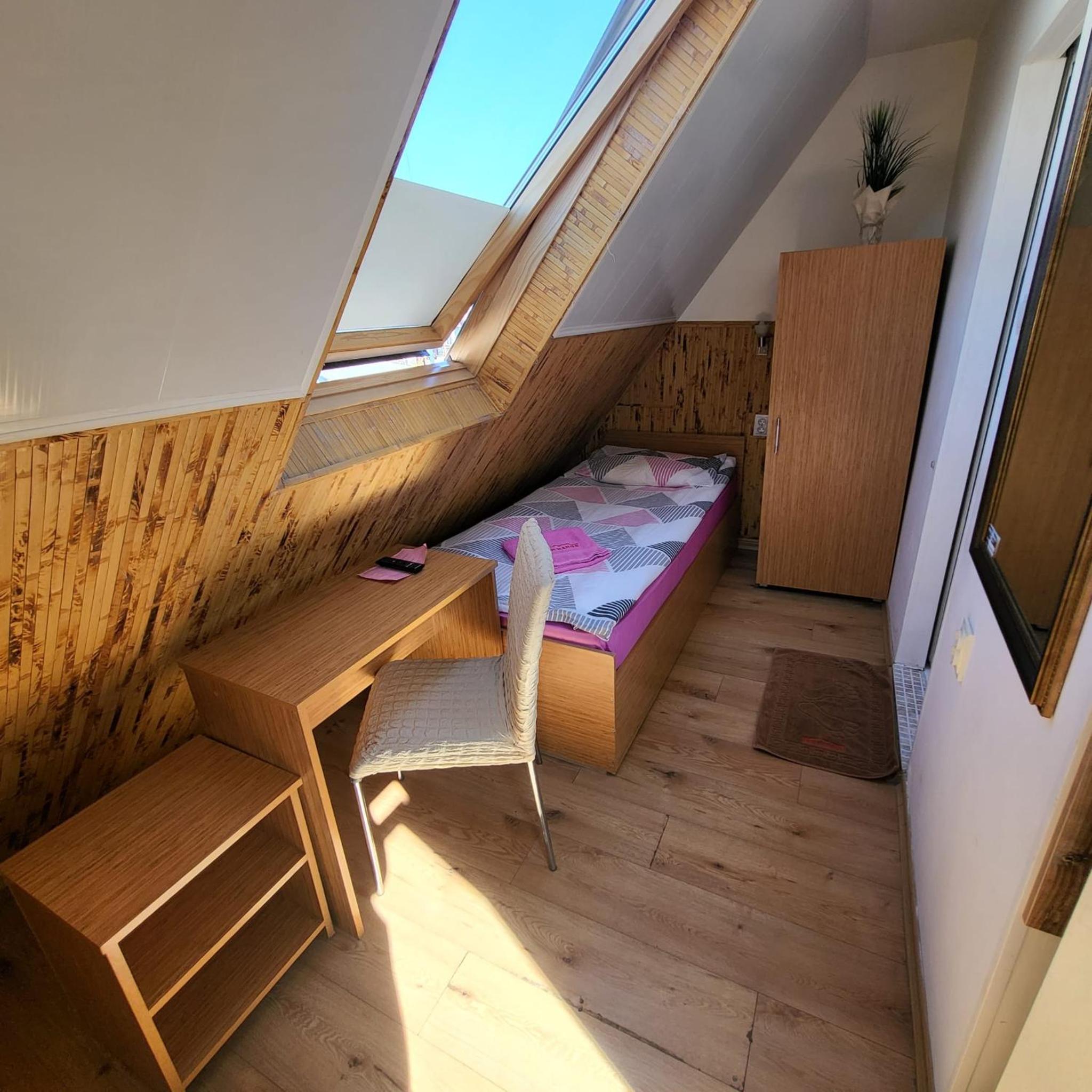 Pension Haus Baron 1 Neckarau