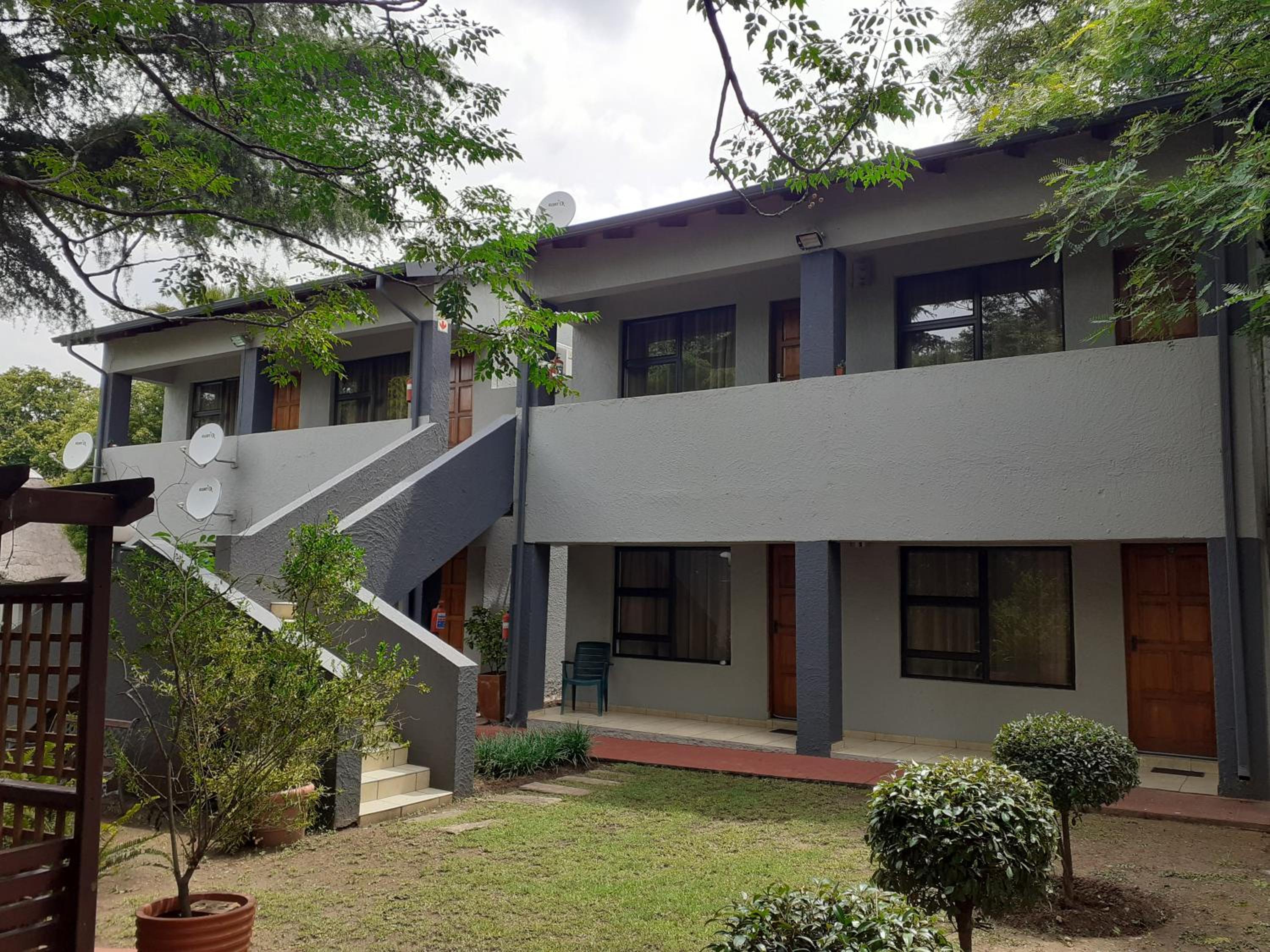 St Michelle Guest Lodge & Hydro Retreat