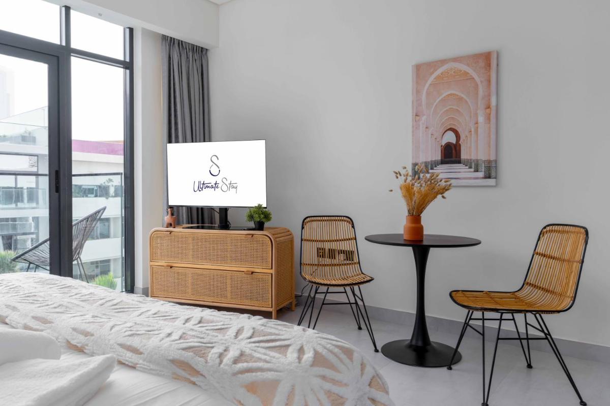 Ultimate Stay / Modern Studio / Swimming Pool View