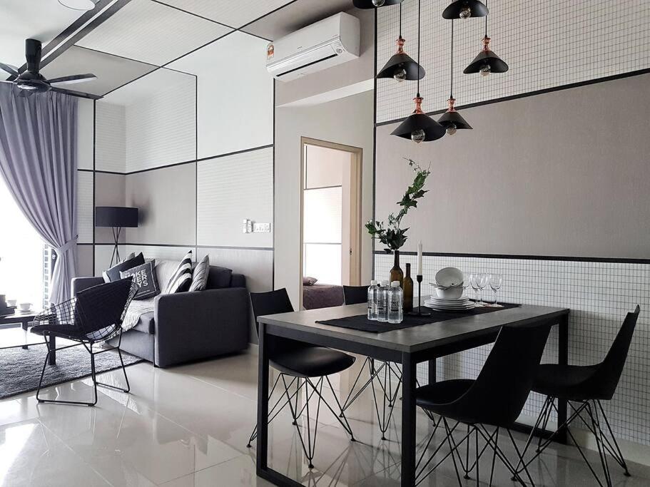 Bella Maison @ Sunway Velocity 中文房东