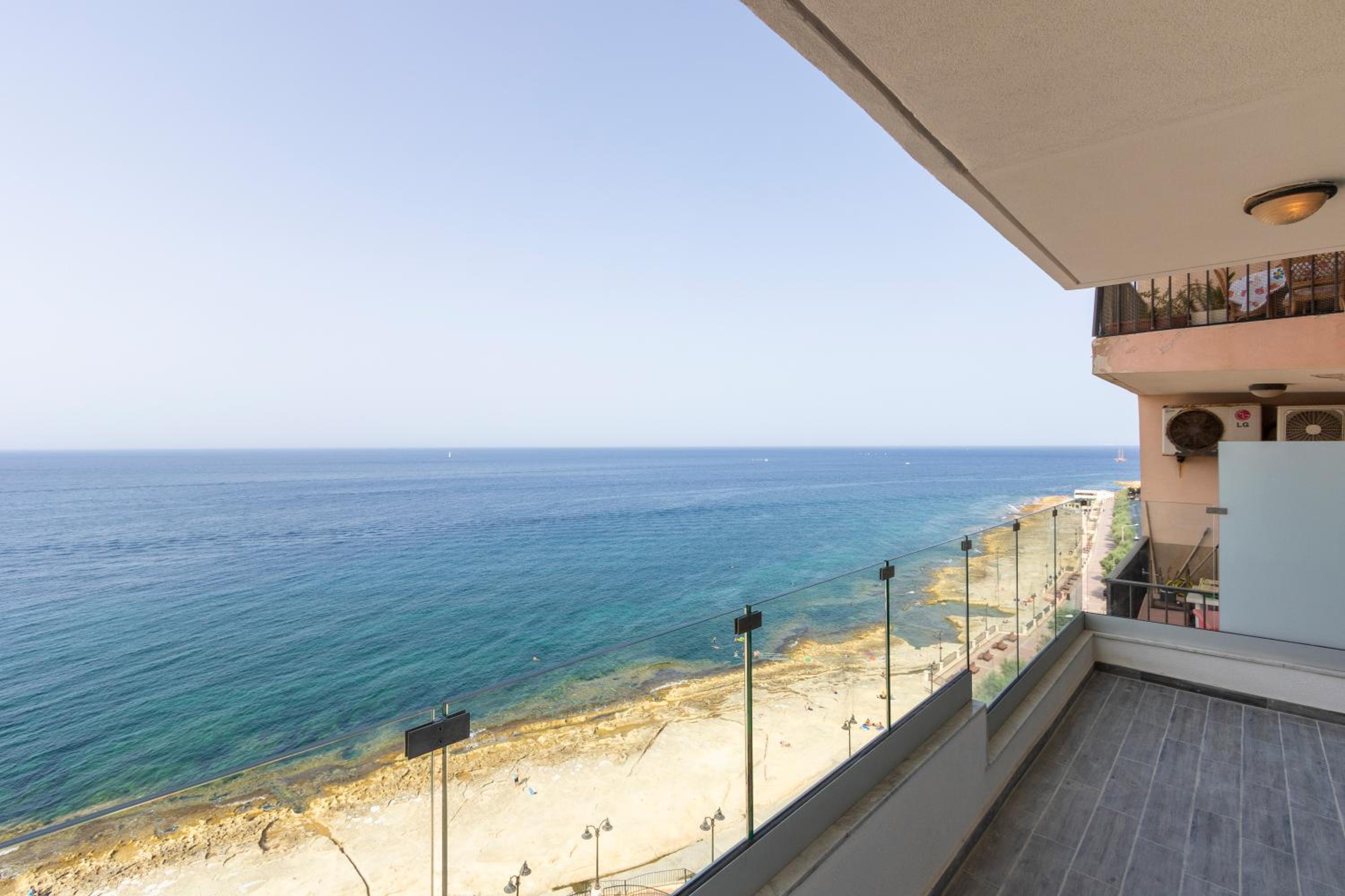 De-Redin Suites by Haven and Keys Malta view 3