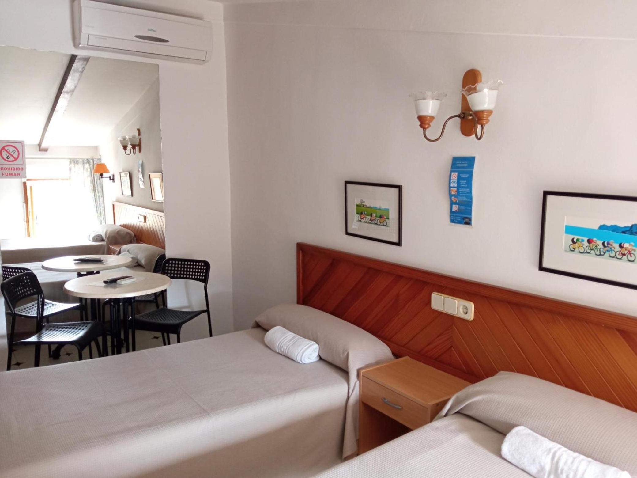 Hostal Ca'n Tiu view 3