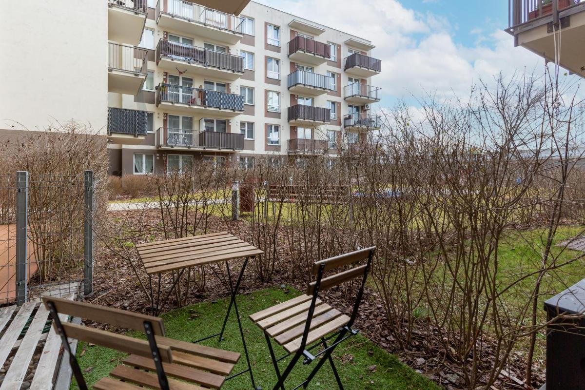 Apartment Rakowska Warsaw Włochy by Renters view 2