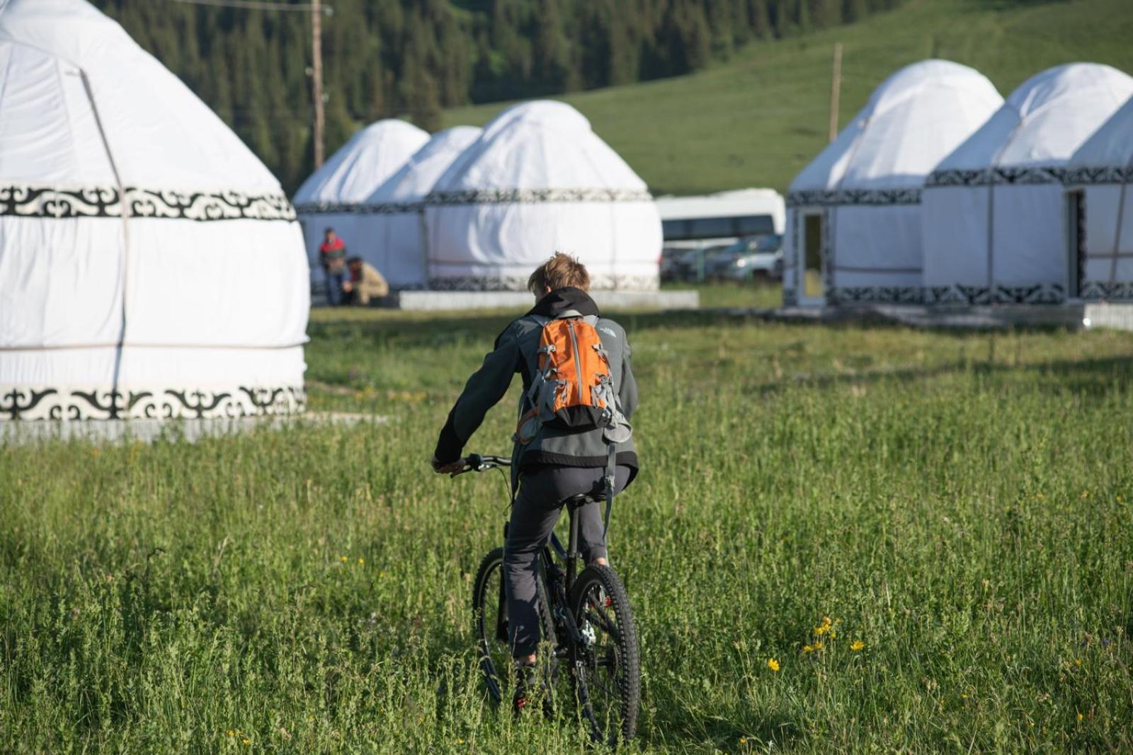 Ak-Sai Travel Karkyra Yurt Camp