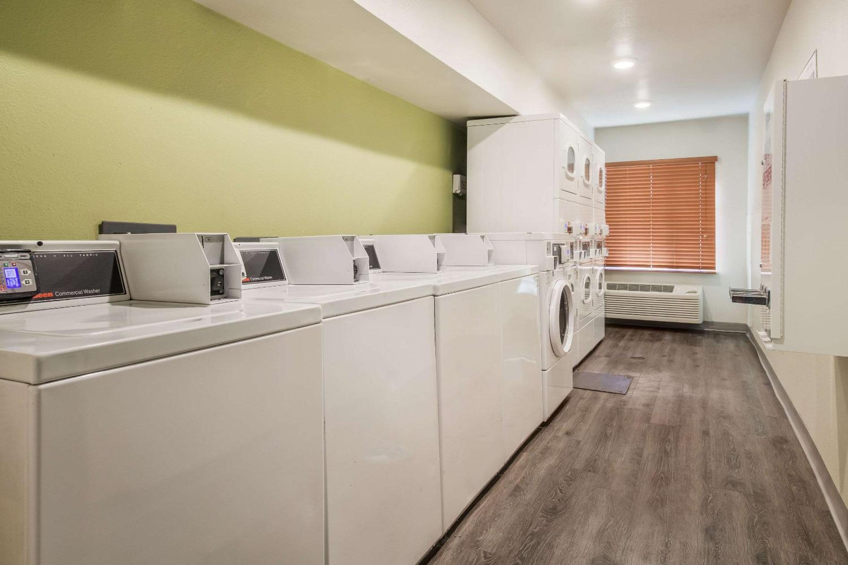 WoodSpring Suites Houston La Porte