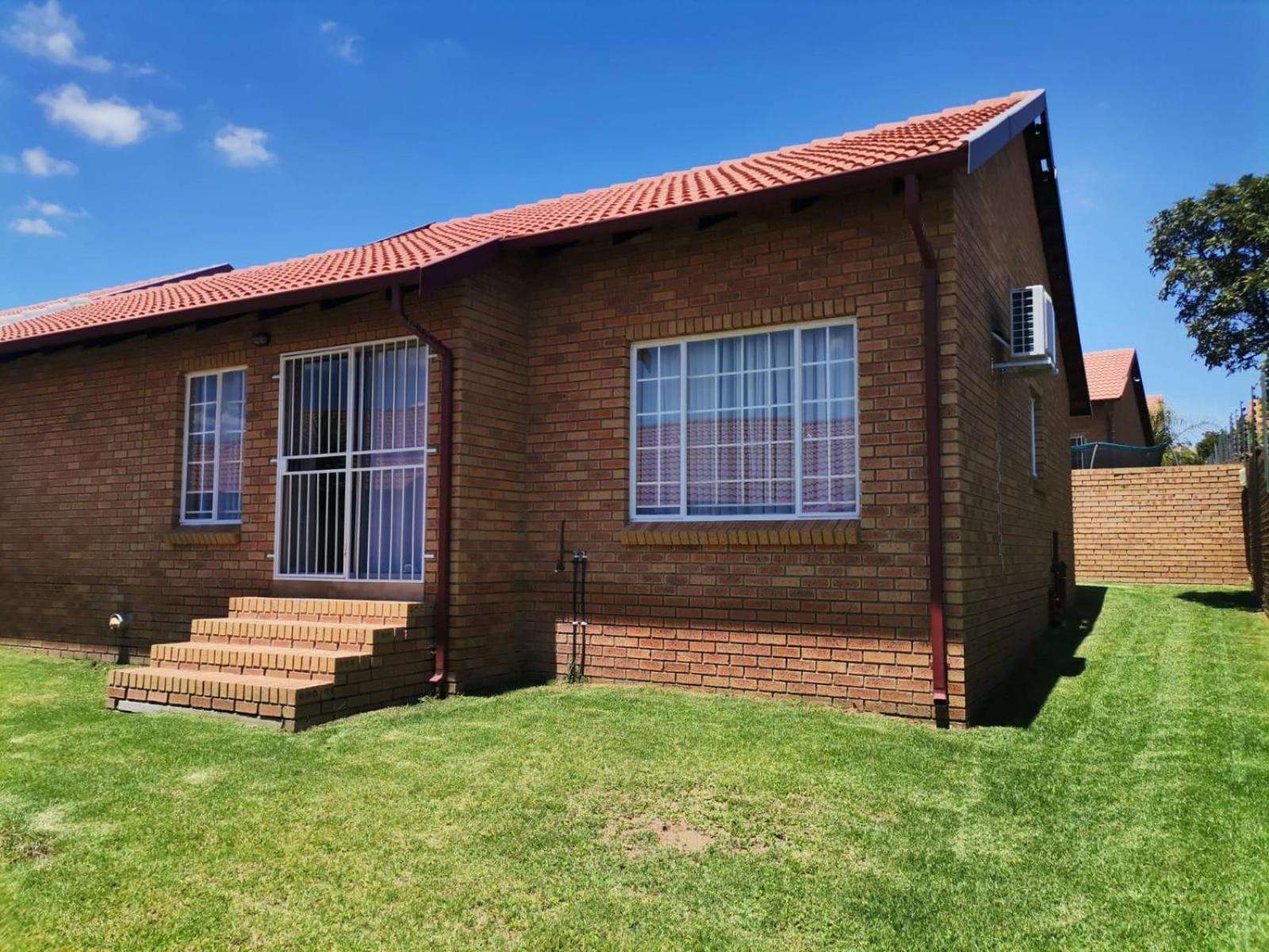 Town House at The Reeds view 5