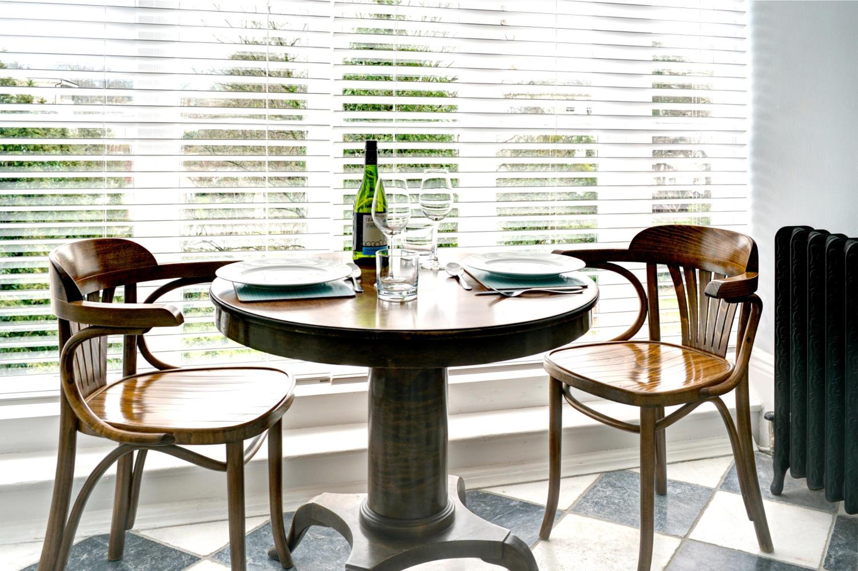 16 Lansdown Flat 3 - By Luxury Apartments