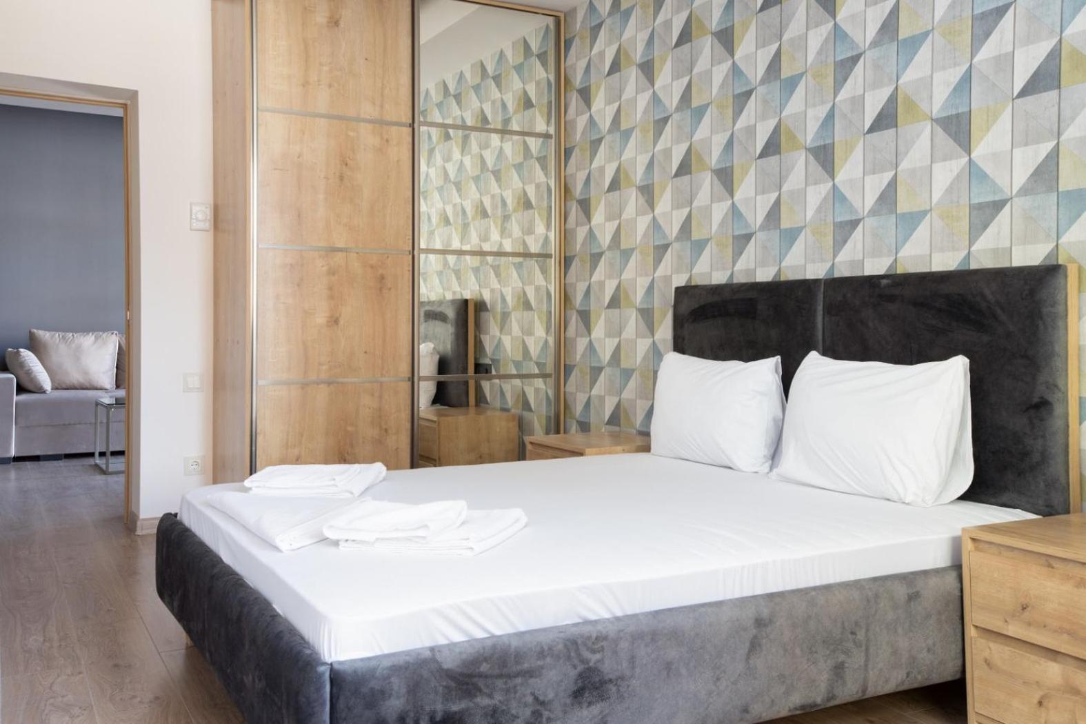 Apart-hotel on Koghbatsi 16