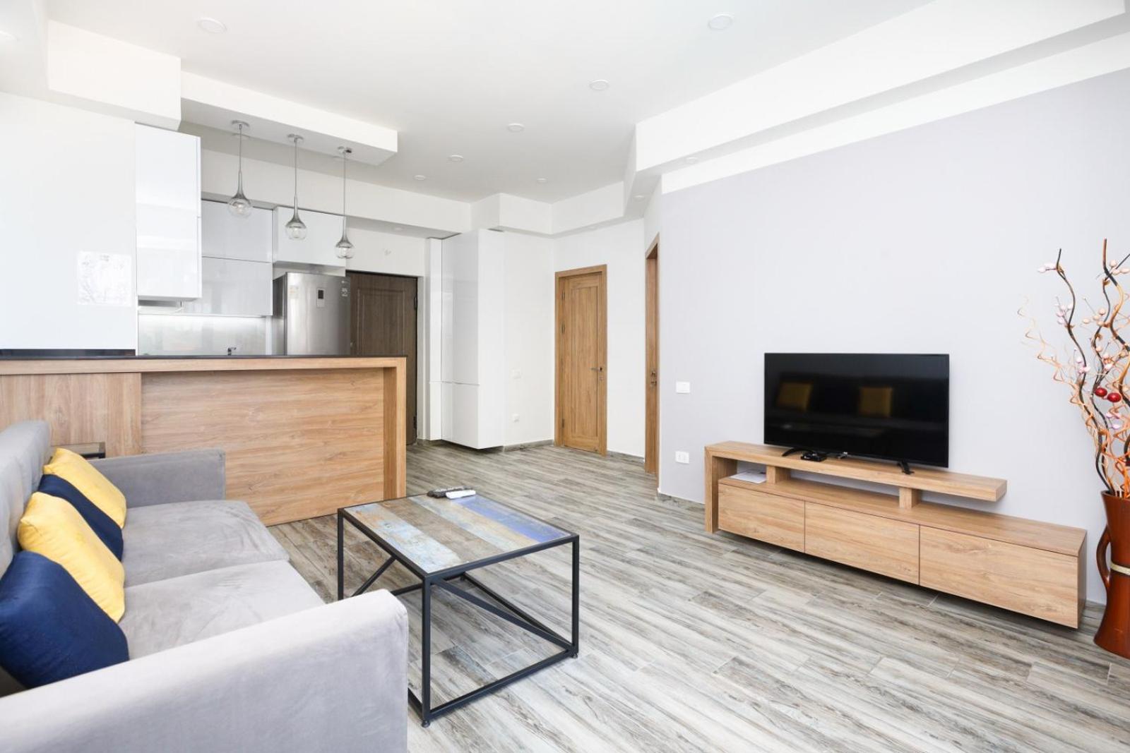 Apart-hotel on Koghbatsi 16