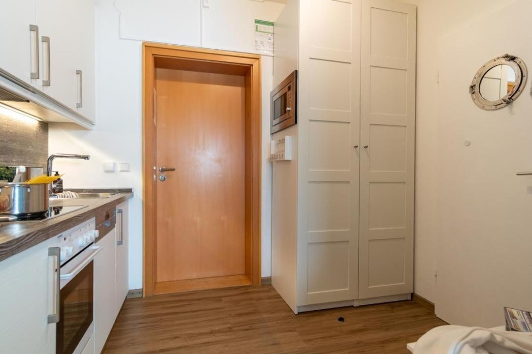 Strandhotel-Heiligenhafen-Wohnung-101-Typ-IV-Wasserblick