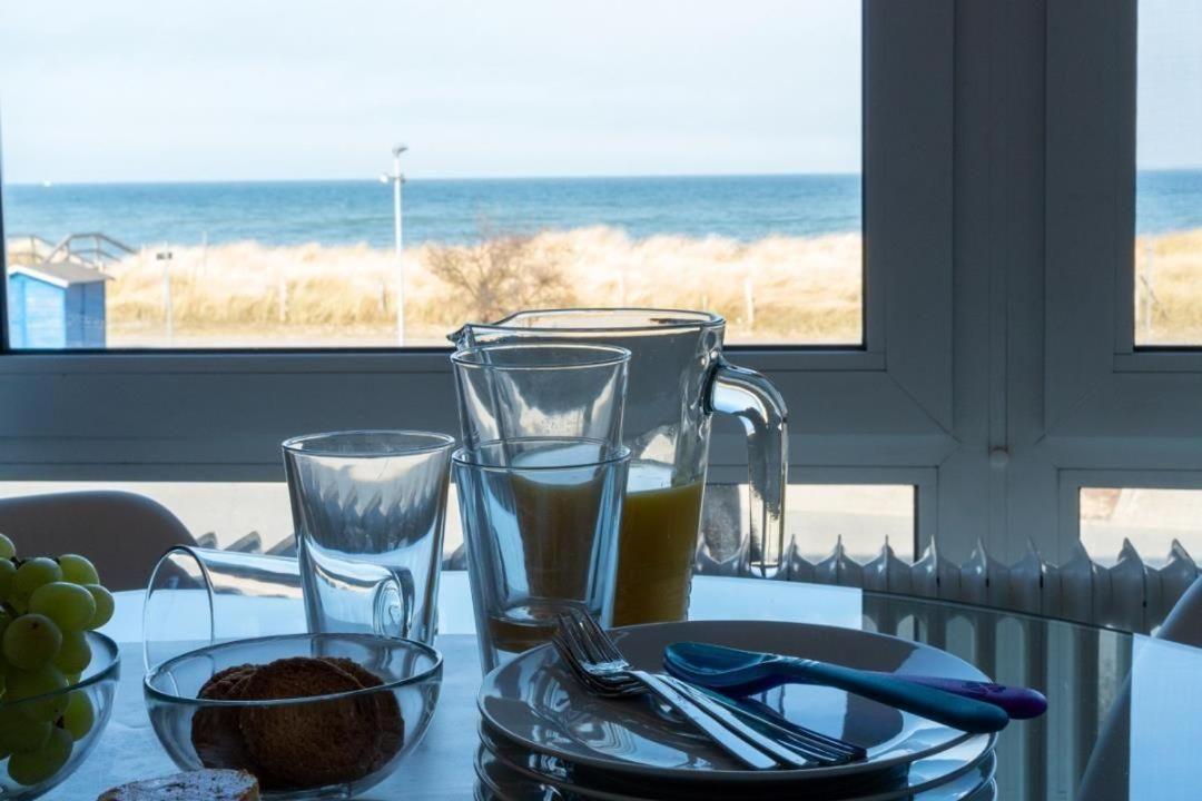 Strandhotel-Heiligenhafen-Wohnung-125-Typ-II-Meerblick-im-Strandhotel