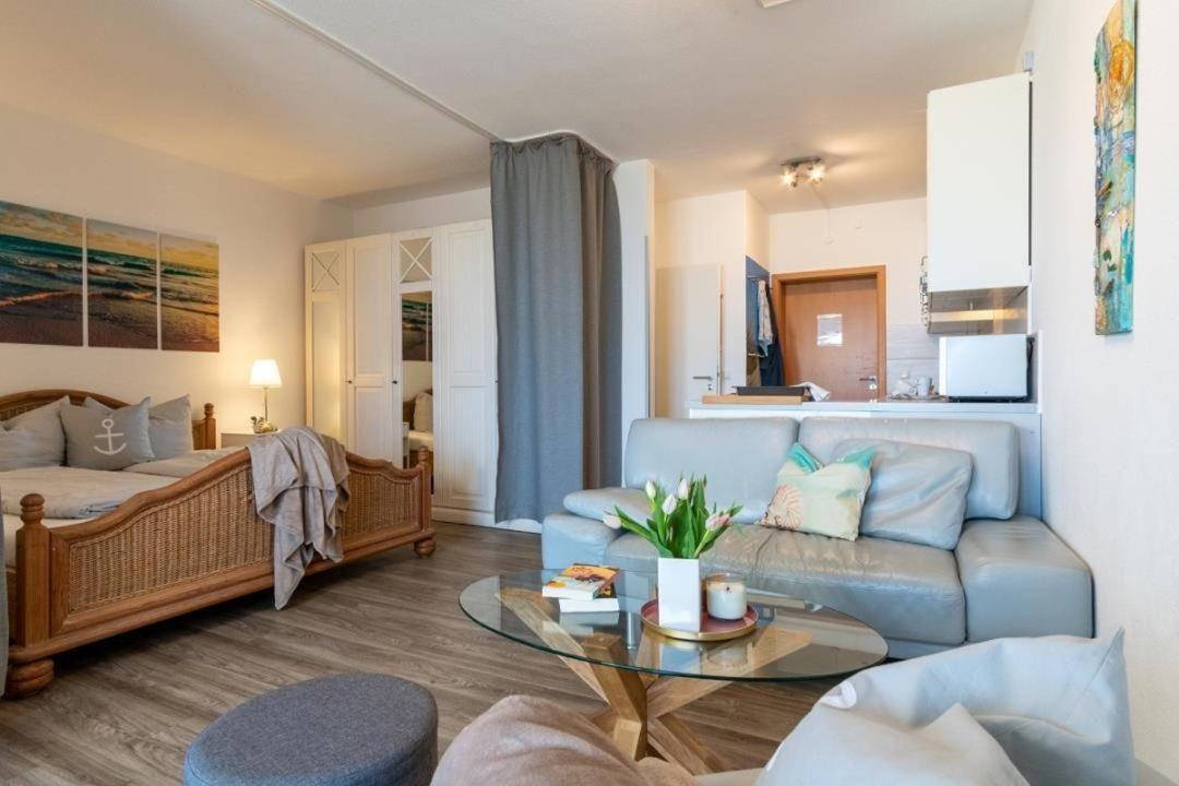 Strandhotel-Heiligenhafen-Wohnung-125-Typ-II-Meerblick-im-Strandhotel