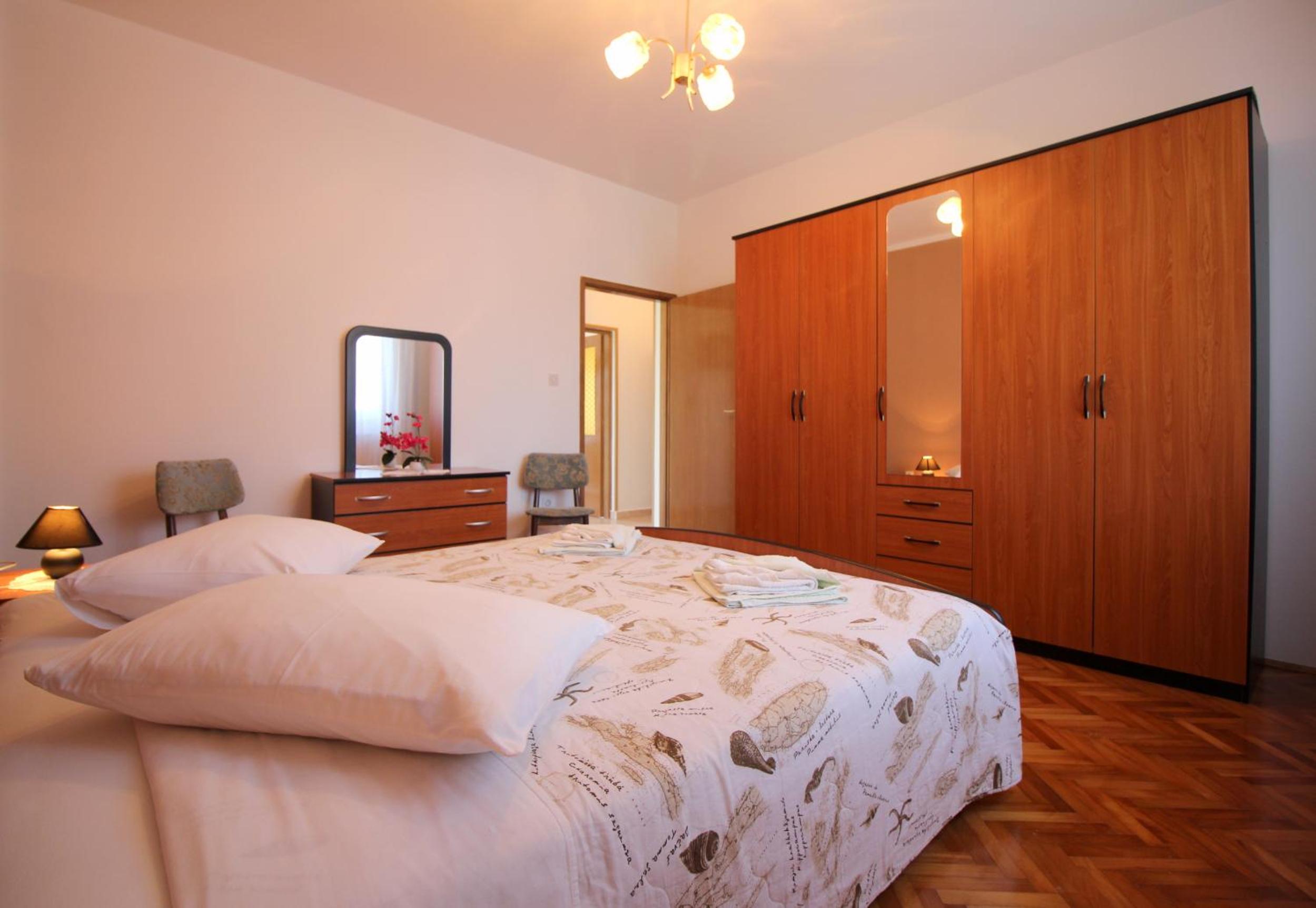 Apartment Fero with beautiful garden view 3