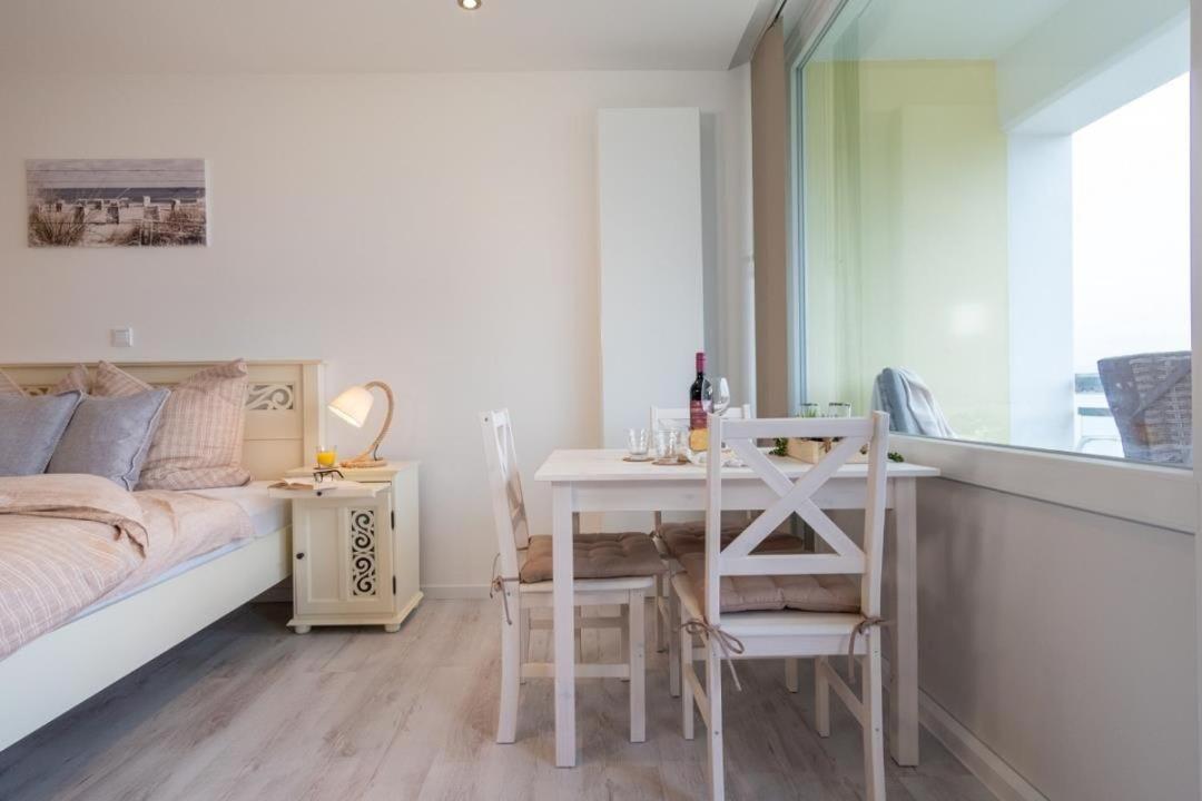 Strandhotel-Heiligenhafen-Wohnung-205-Typ-III