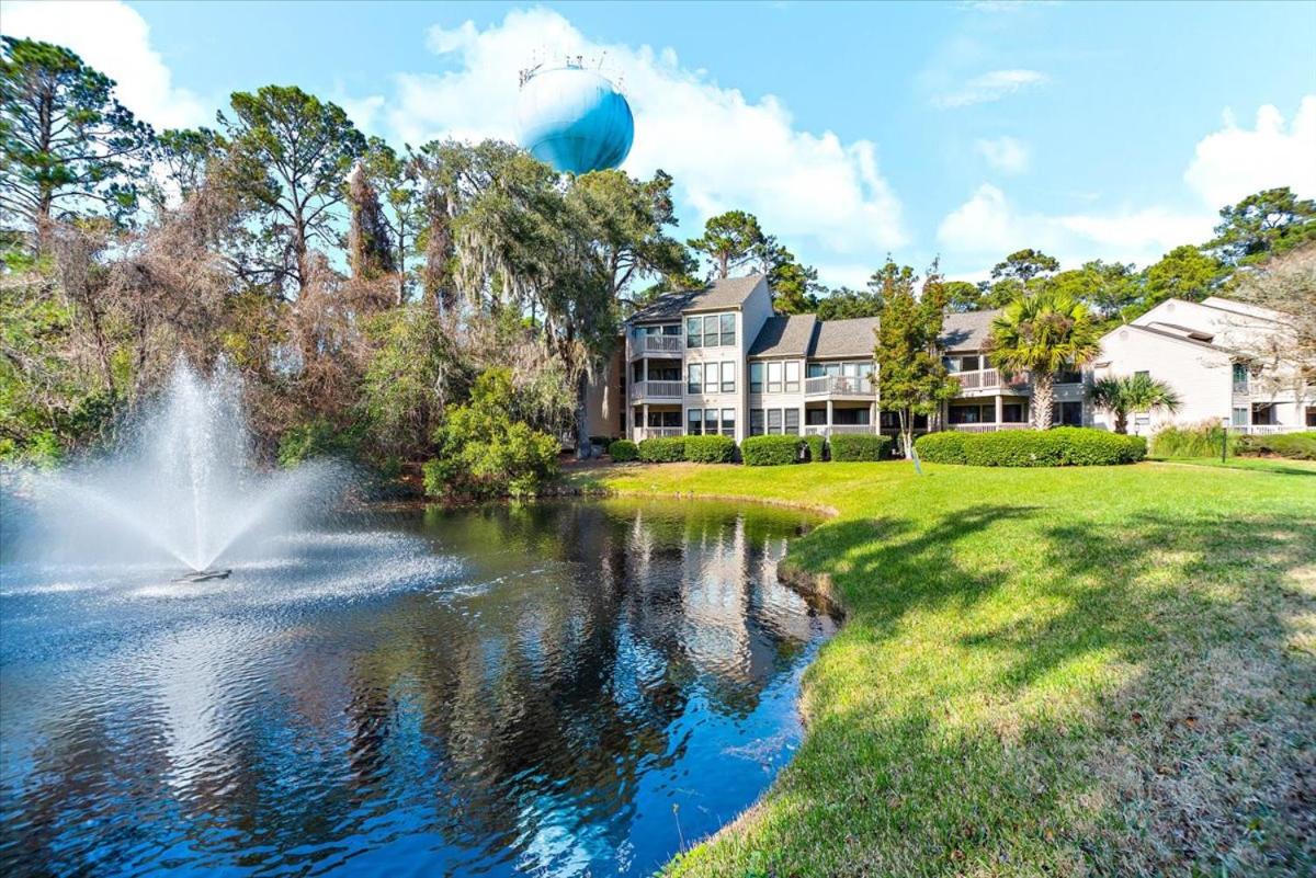 Hotel Lighthouse Tennis 2383 - Image 1