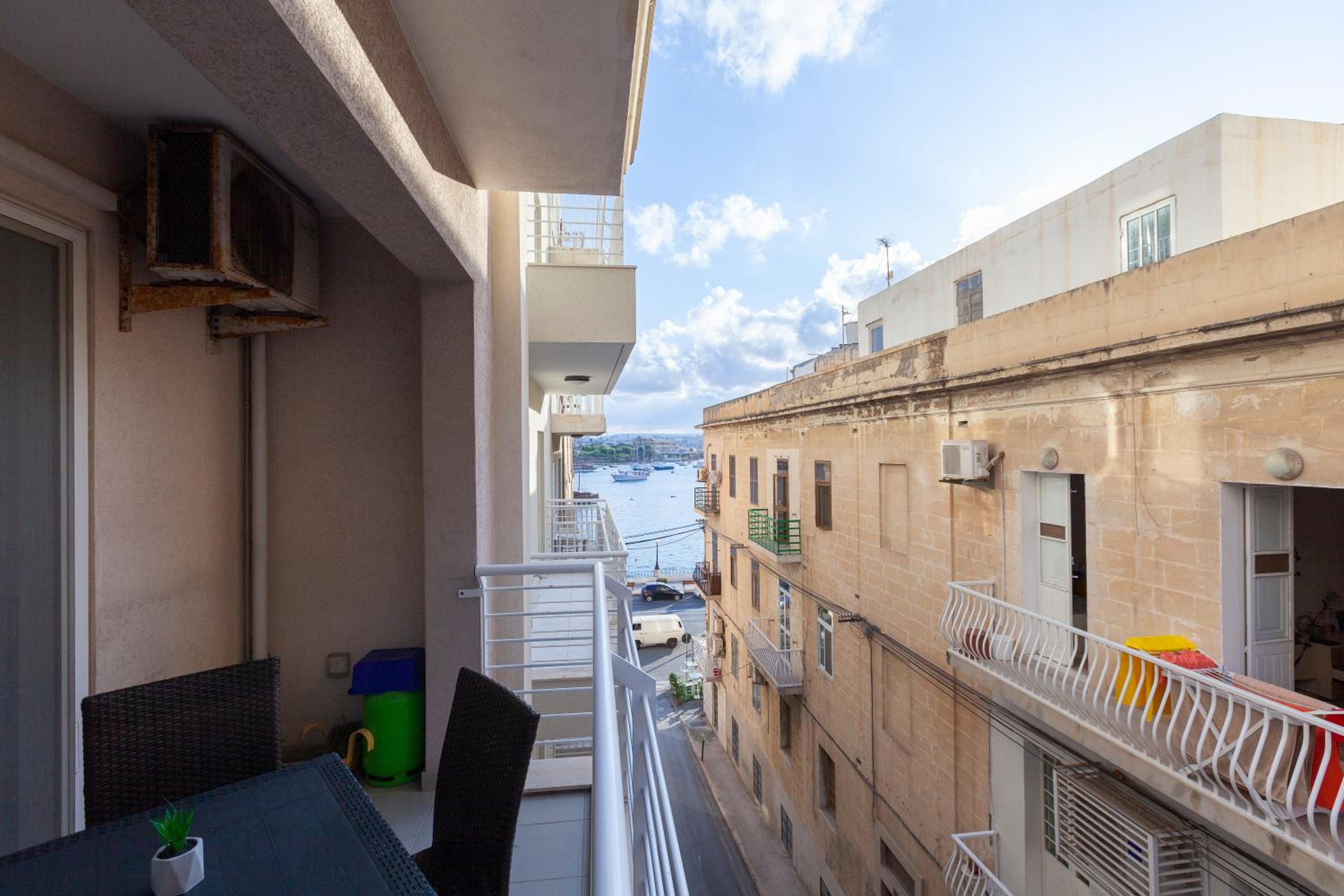 Sant Antnin Suites by Haven and Keys Malta view 4