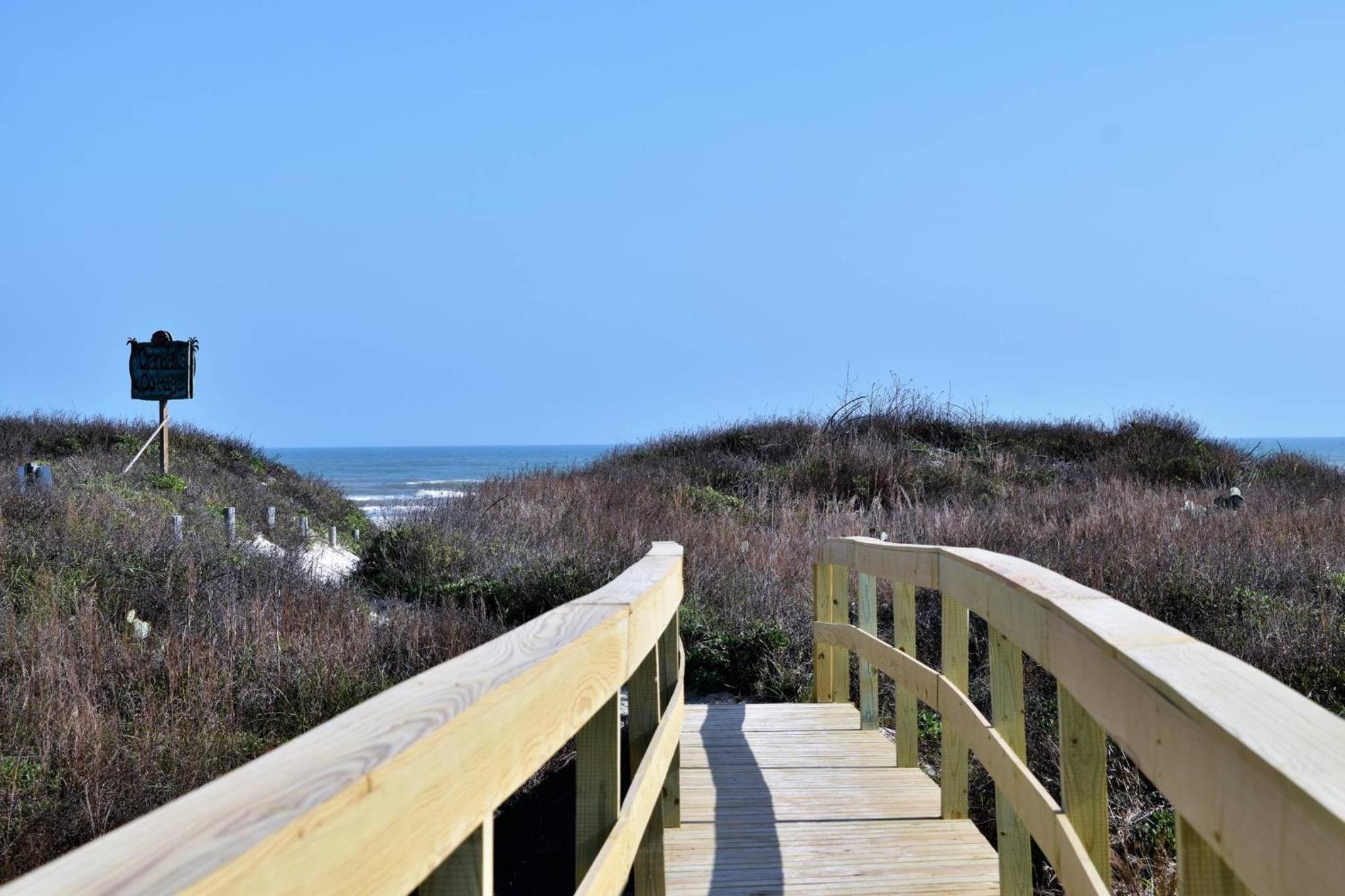 LP19 Well Appointed Beach House, Boardwalk, Glimpse of Ocean from Deck view 2