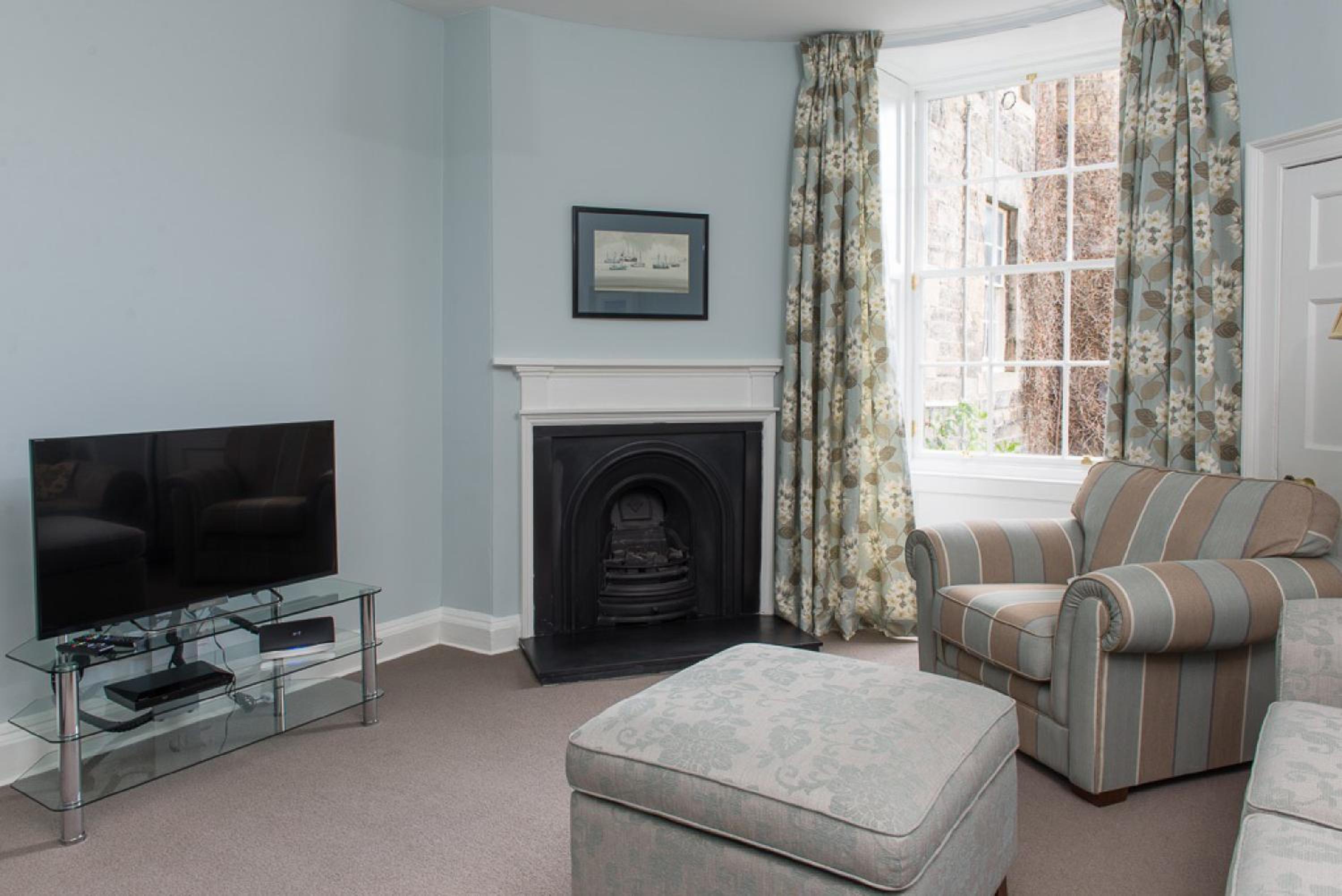 Gorgeous Central Edinburgh 3-Bedroom Apartment