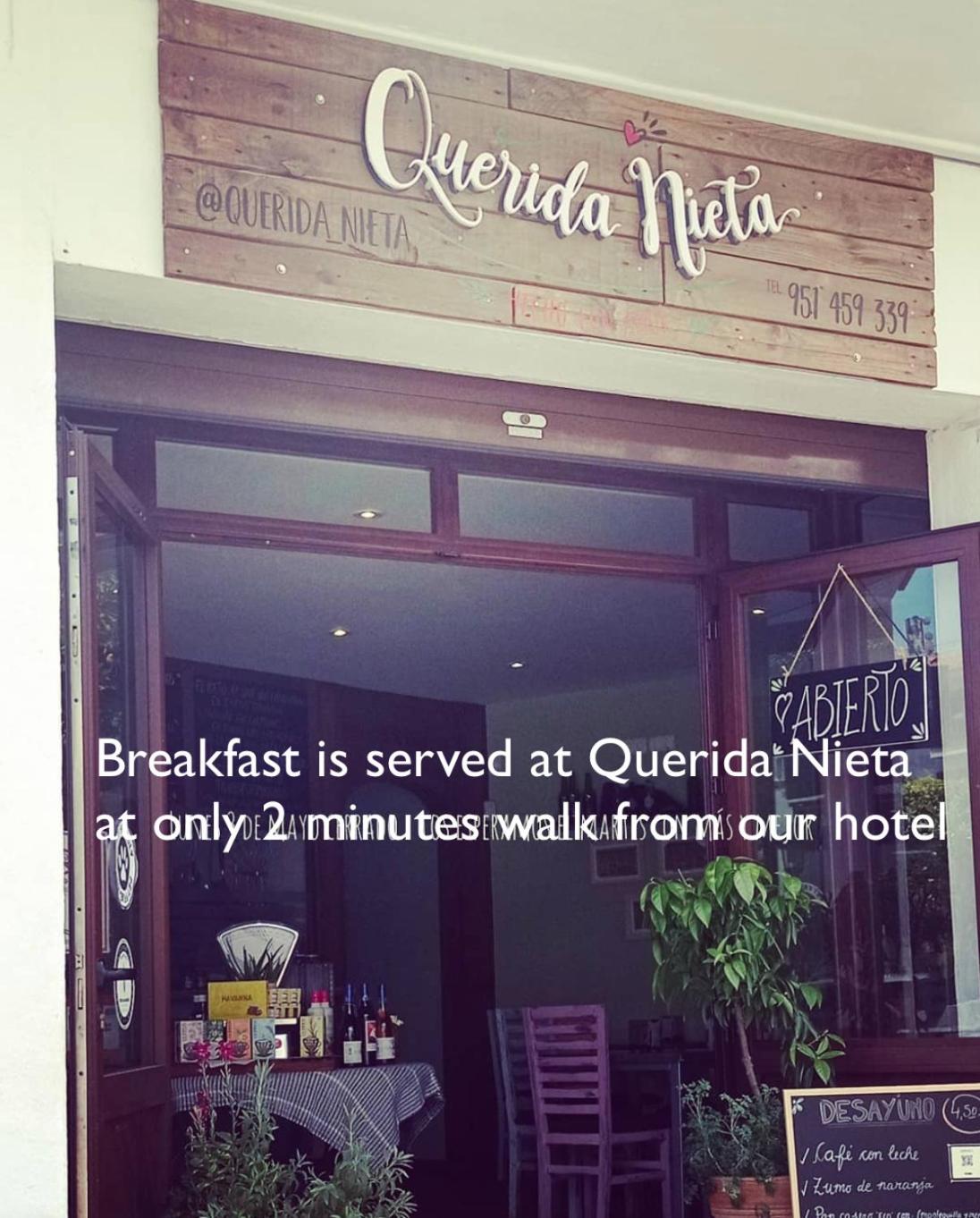 I AM La Posada Hotel and Apartment