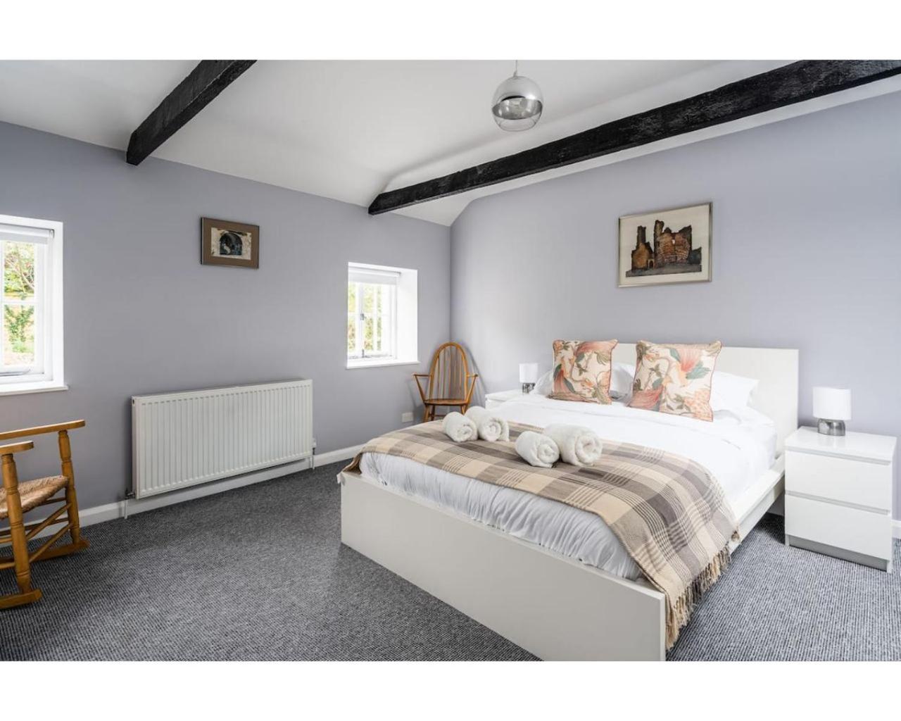 Hatfield Cottage